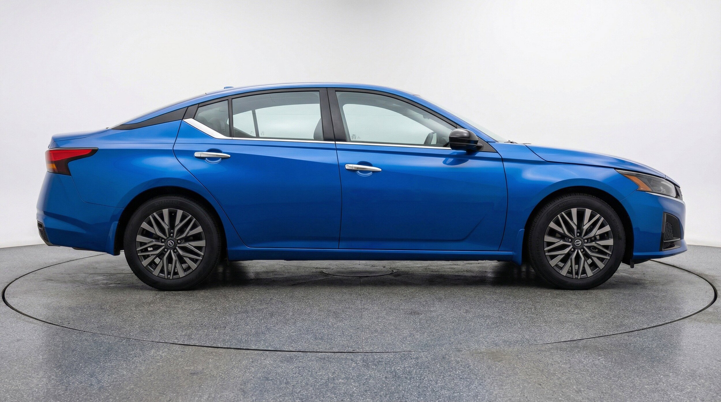 Thumbnail: 2025 Nissan Altima - 11