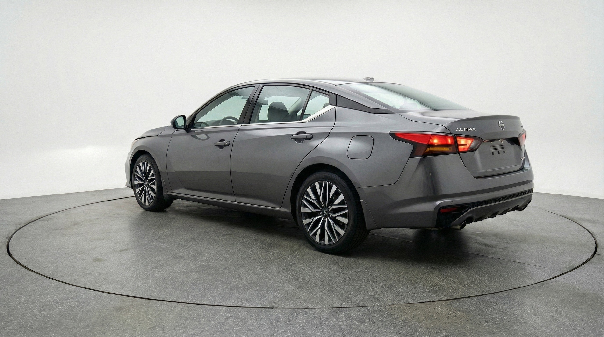 Thumbnail: 2025 Nissan Altima - 6