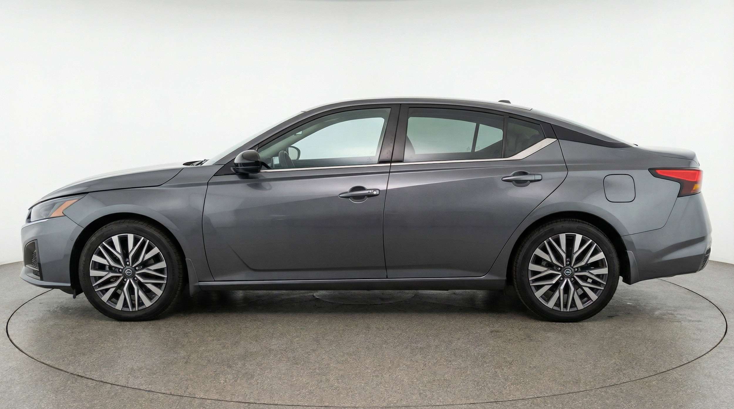 Thumbnail: 2025 Nissan Altima - 5