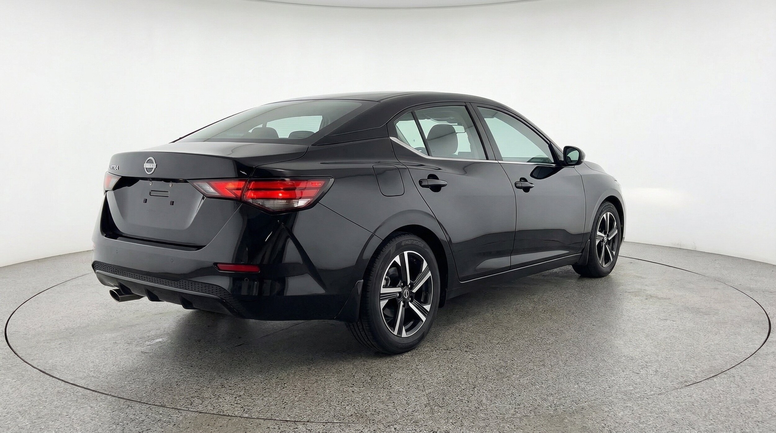 Thumbnail: 2025 Nissan Sentra - 9