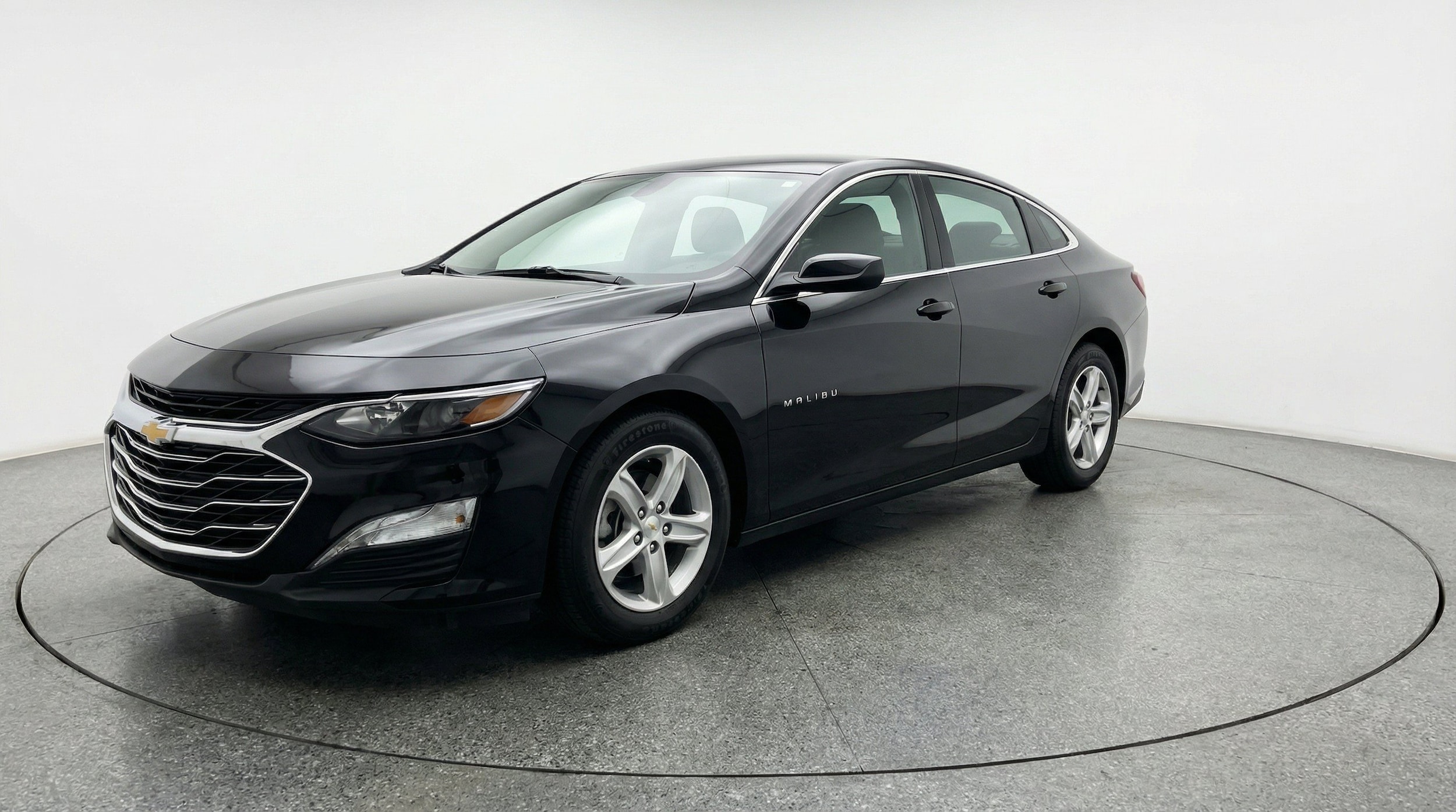 Thumbnail: 2024 Chevrolet Malibu - 3