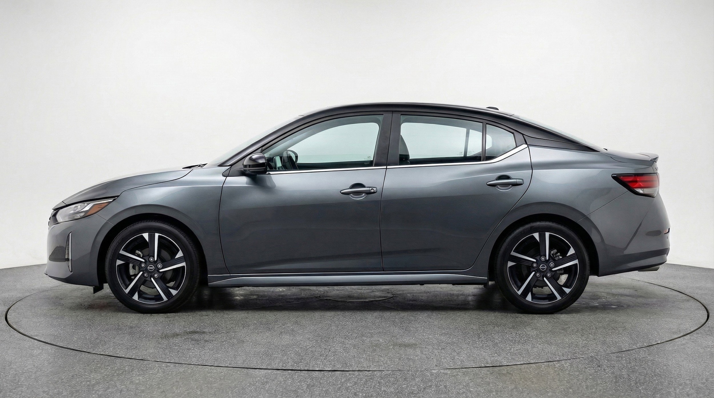 Thumbnail: 2025 Nissan Sentra - 5