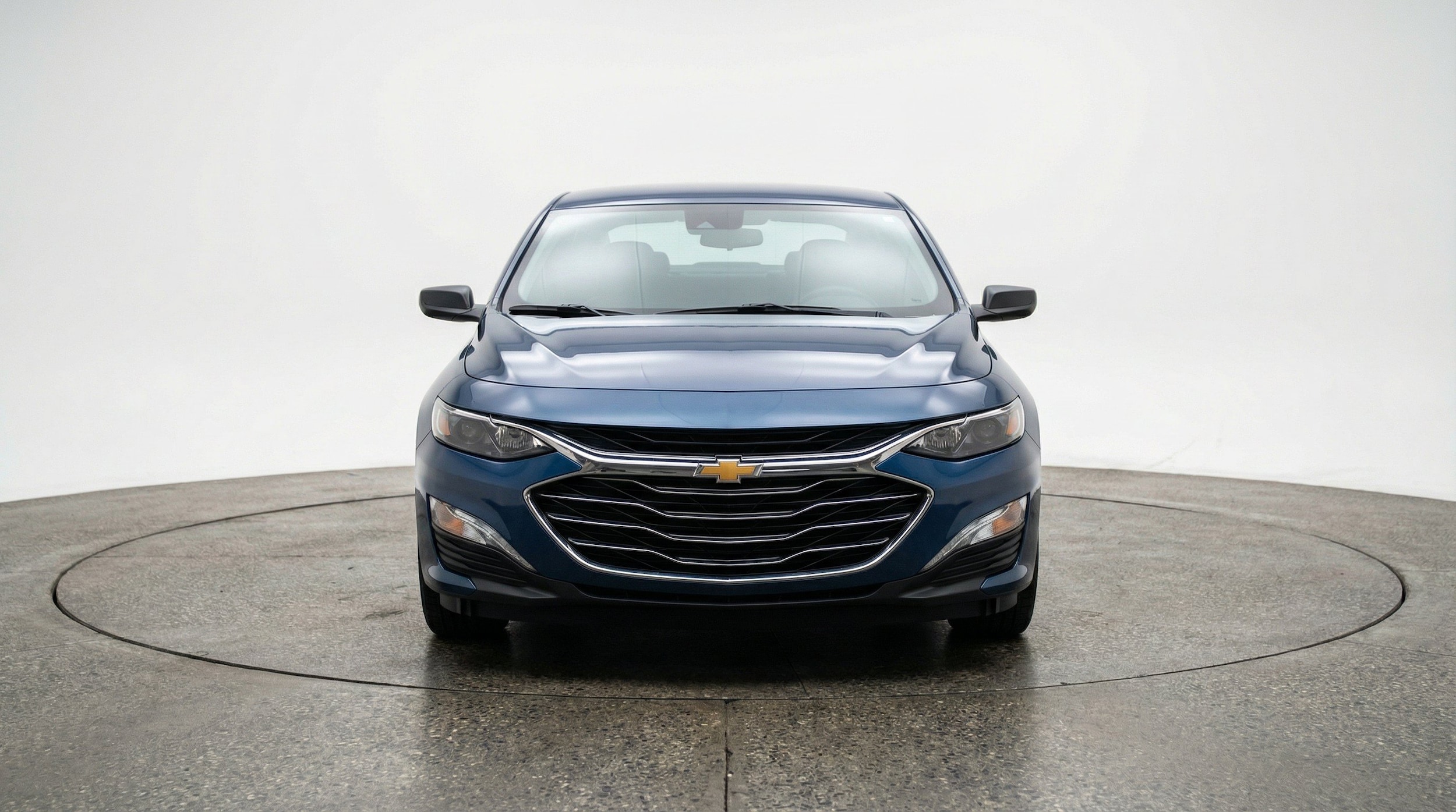 Thumbnail: 2024 Chevrolet Malibu - 2