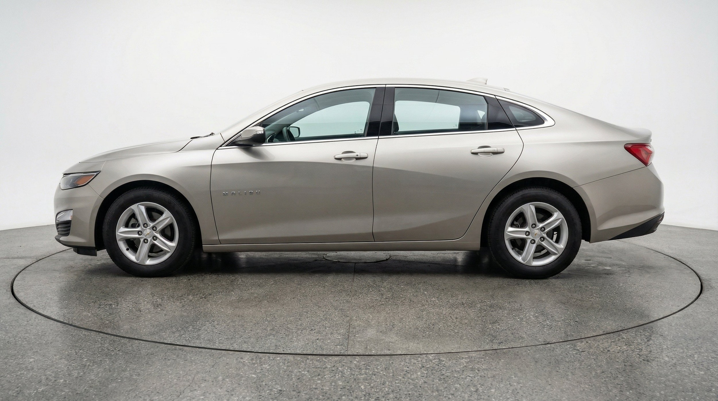 Thumbnail: 2024 Chevrolet Malibu - 5