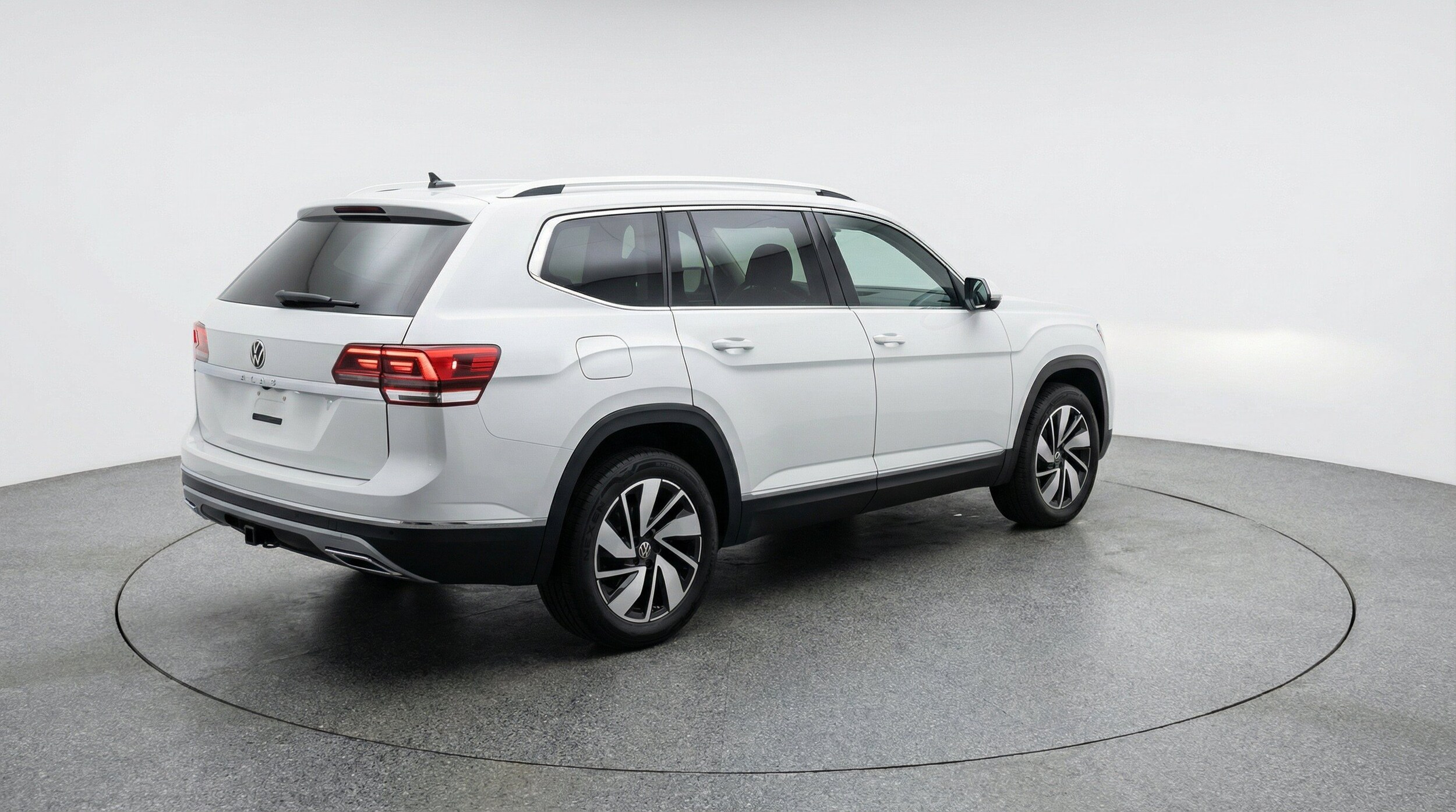 Thumbnail: 2026 Volkswagen Atlas - 9
