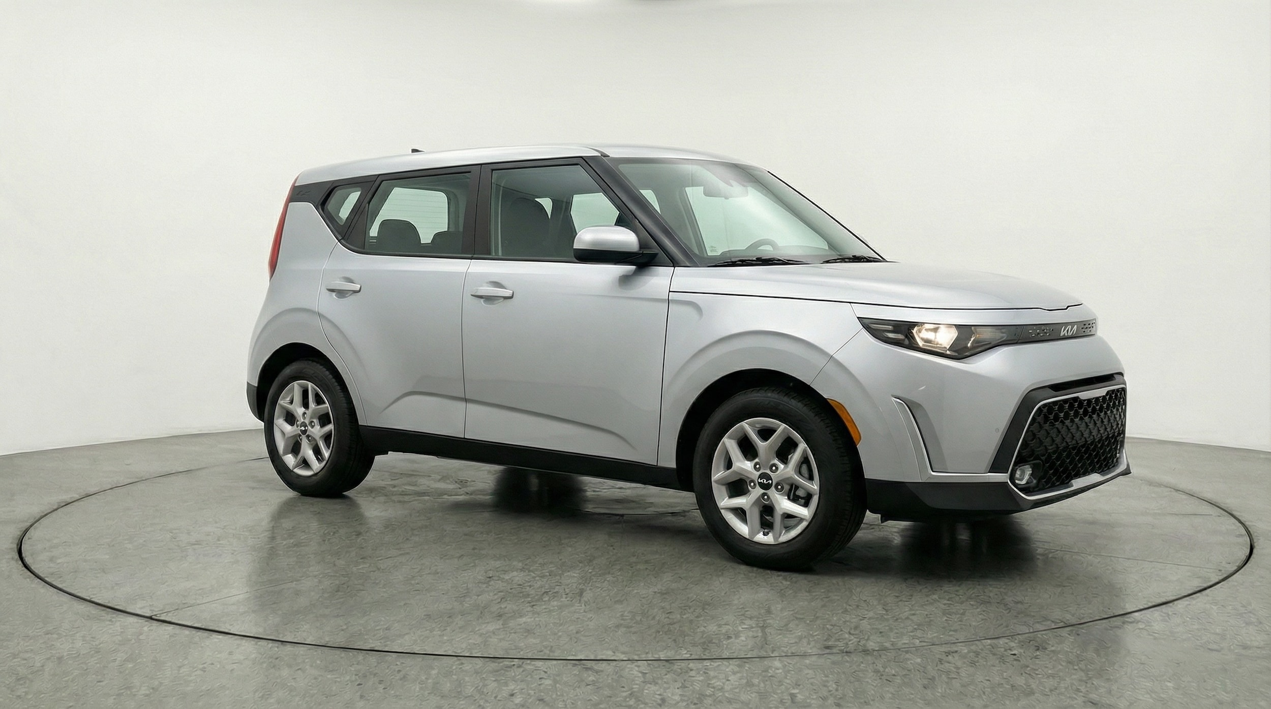 Thumbnail: 2025 Kia Soul - 1
