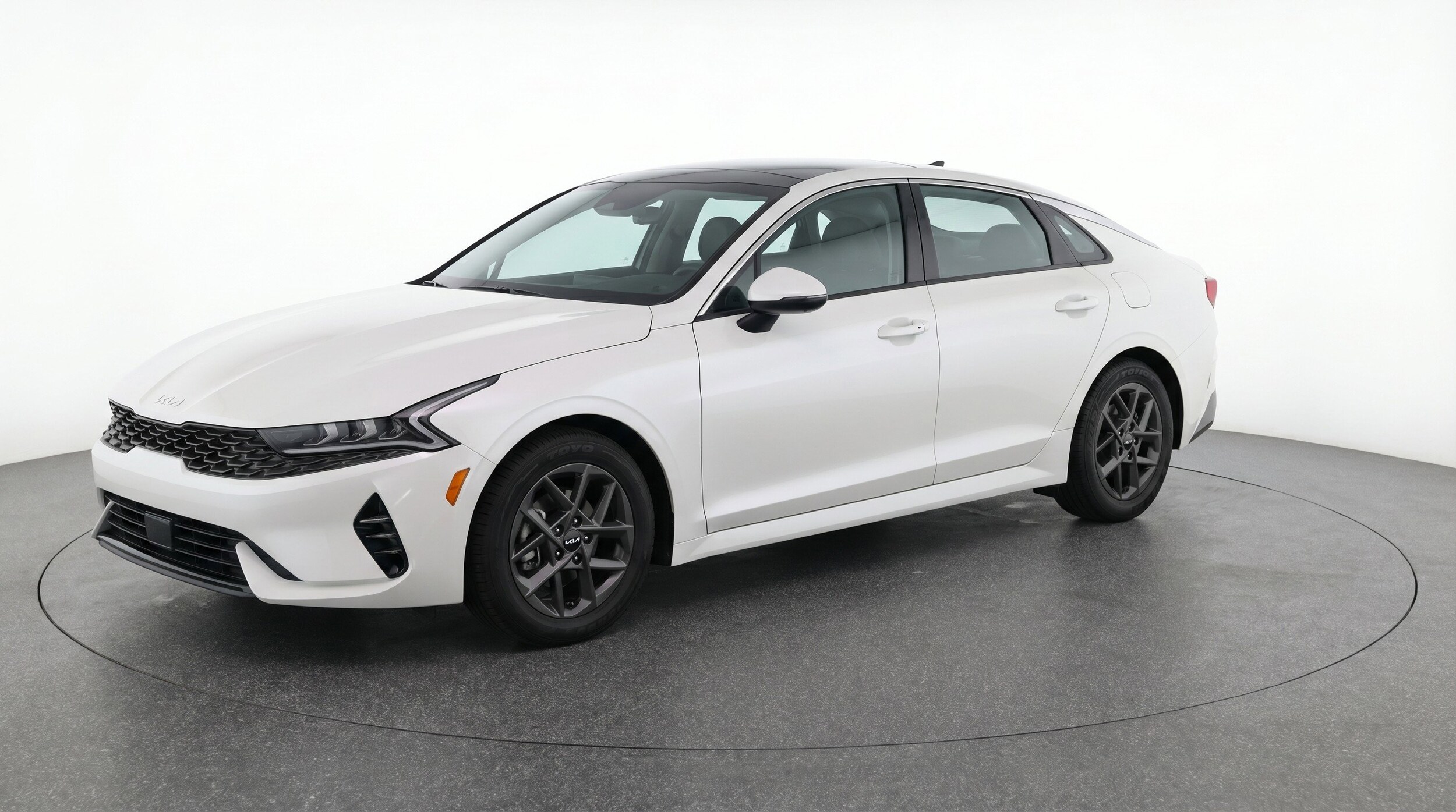 Thumbnail: 2025 Kia K5 - 3