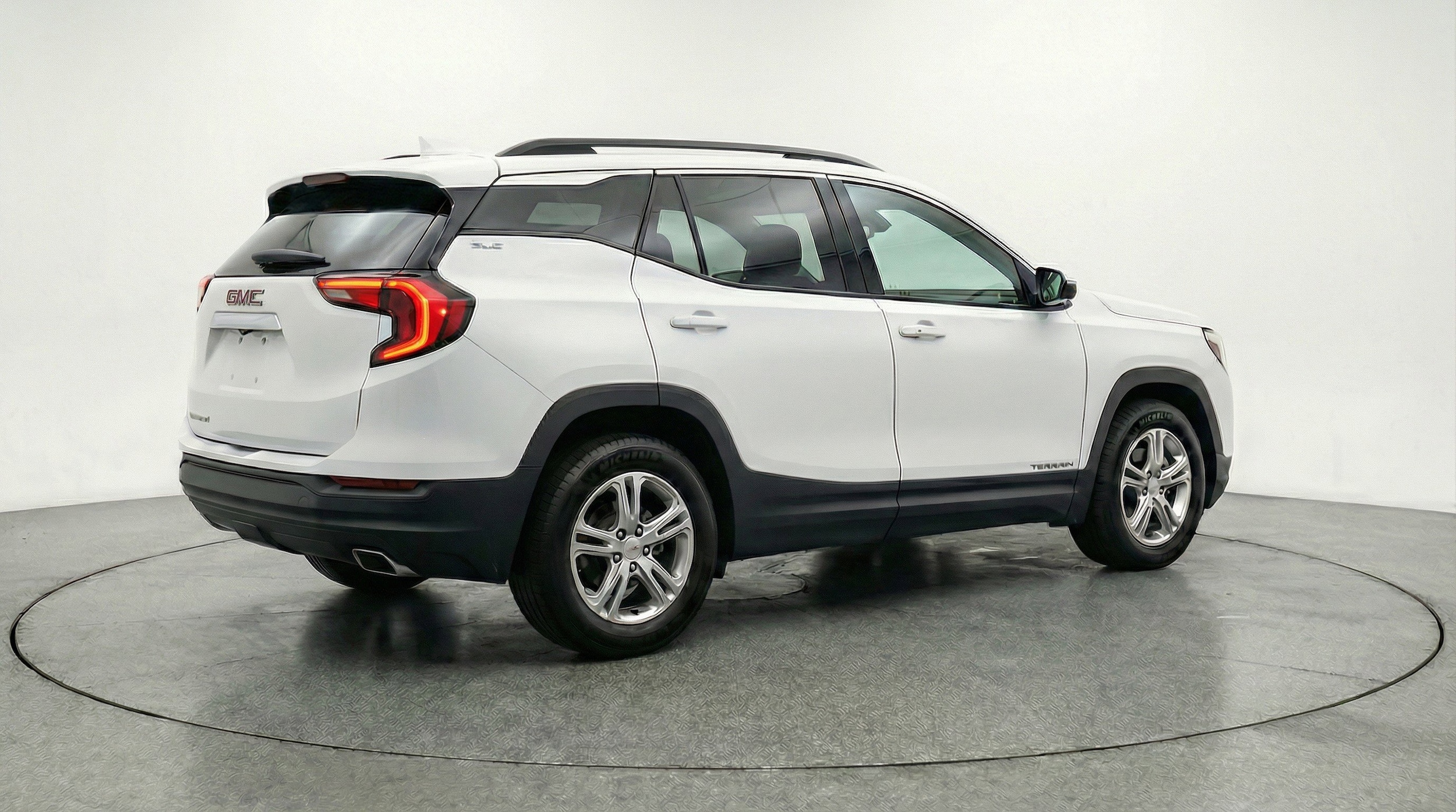 Thumbnail: 2024 GMC Terrain - 9