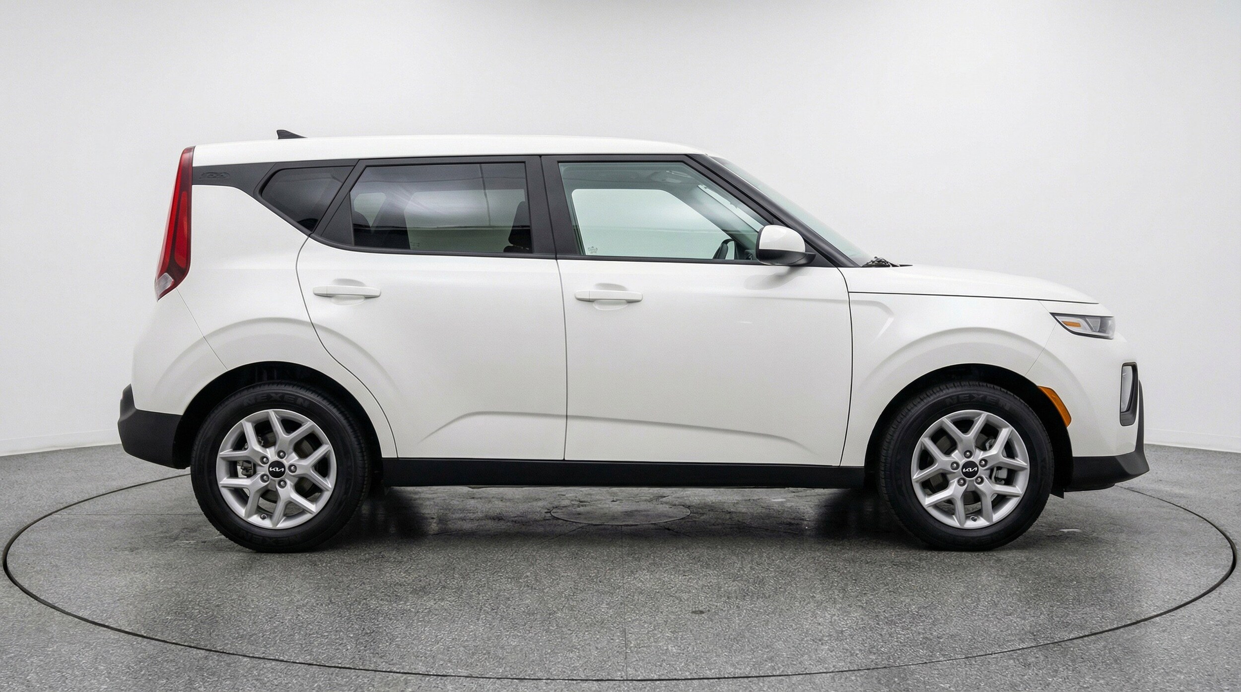 Thumbnail: 2025 Kia Soul - 11