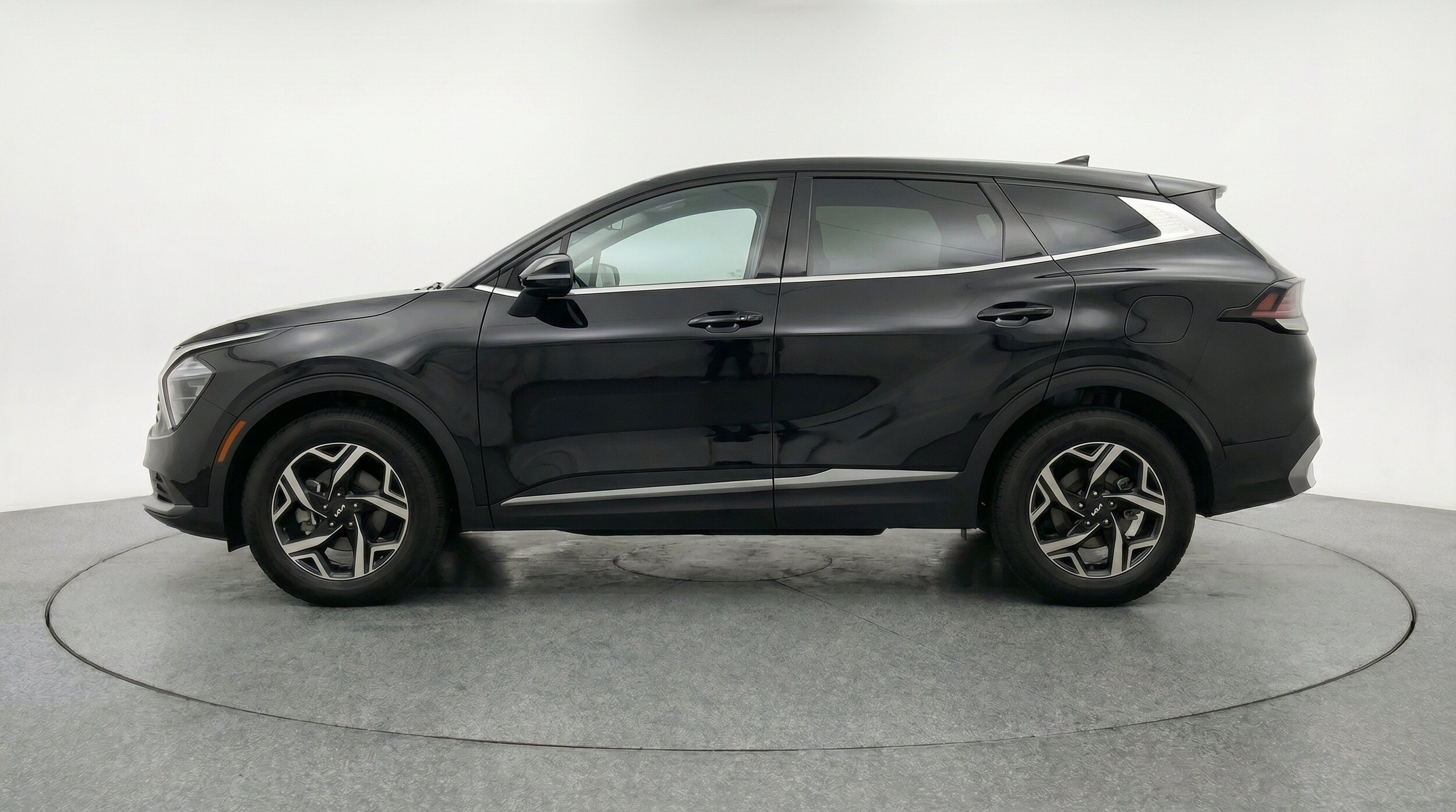 Thumbnail: 2025 Kia Sportage - 5