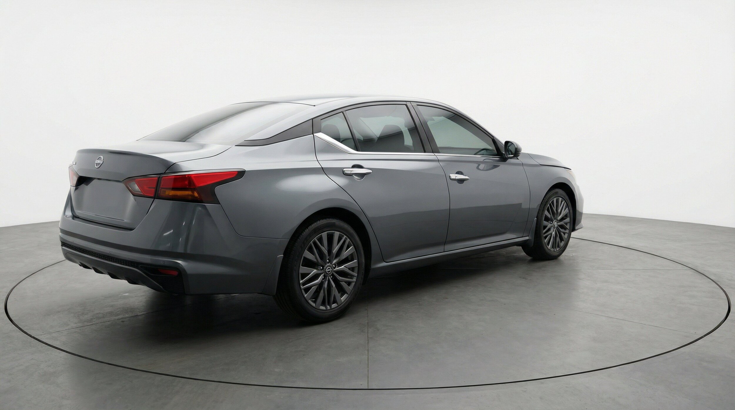 Thumbnail: 2025 Nissan Altima - 9