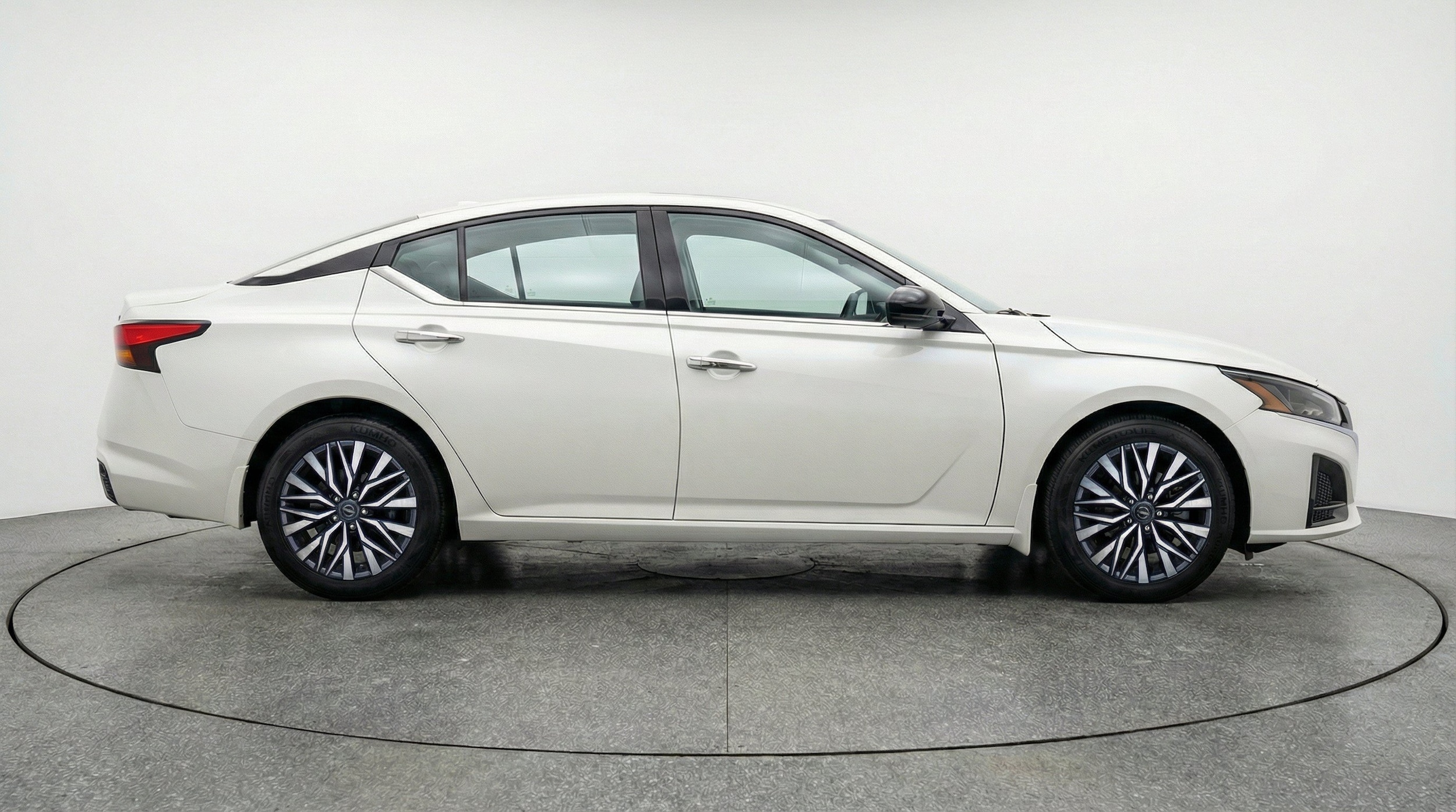 Thumbnail: 2025 Nissan Altima - 11