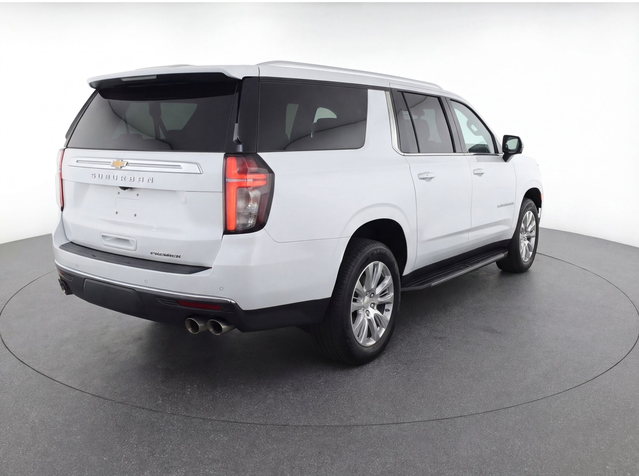 Thumbnail: 2023 Chevrolet Suburban - 9