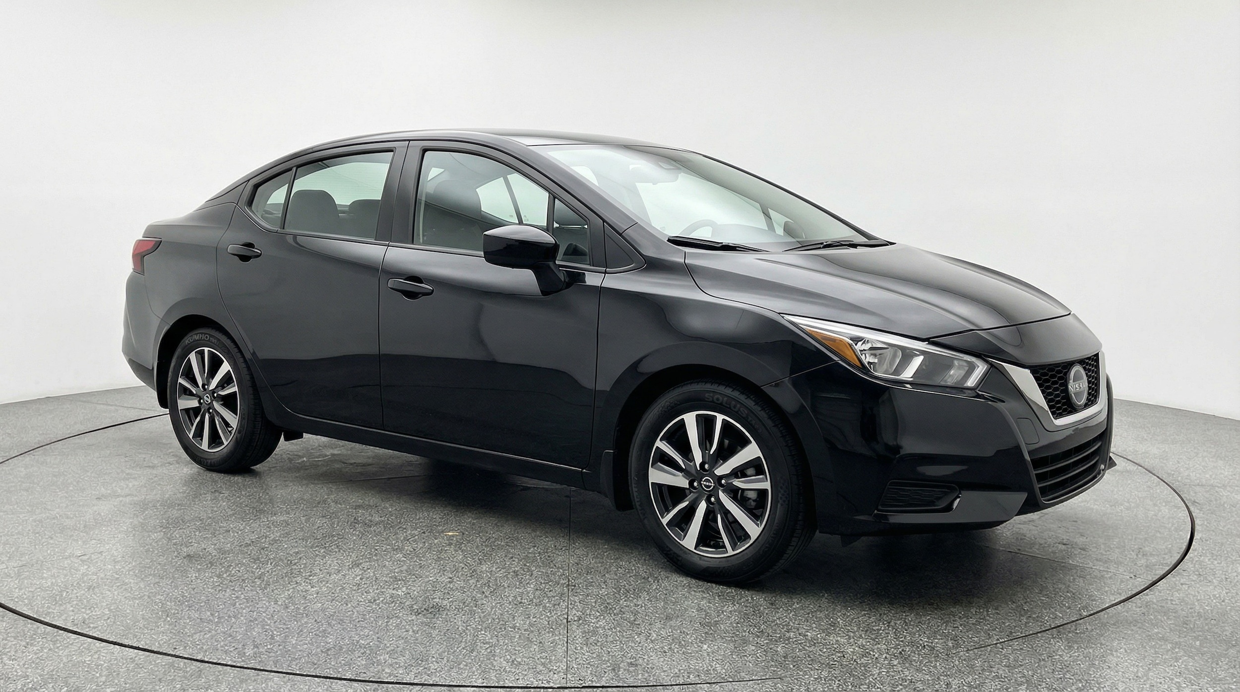 2025 Nissan Versa Sedan SV