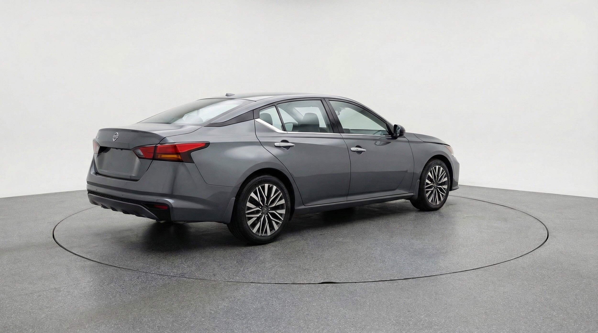 Thumbnail: 2025 Nissan Altima - 9