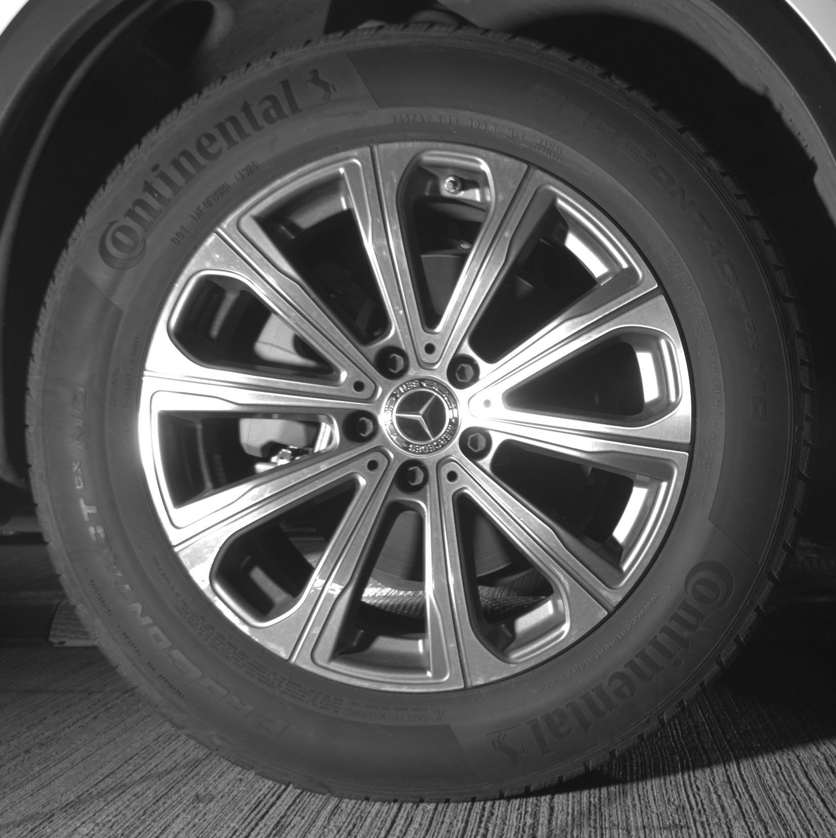 Thumbnail: 2024 Mercedes-Benz GLC - 13