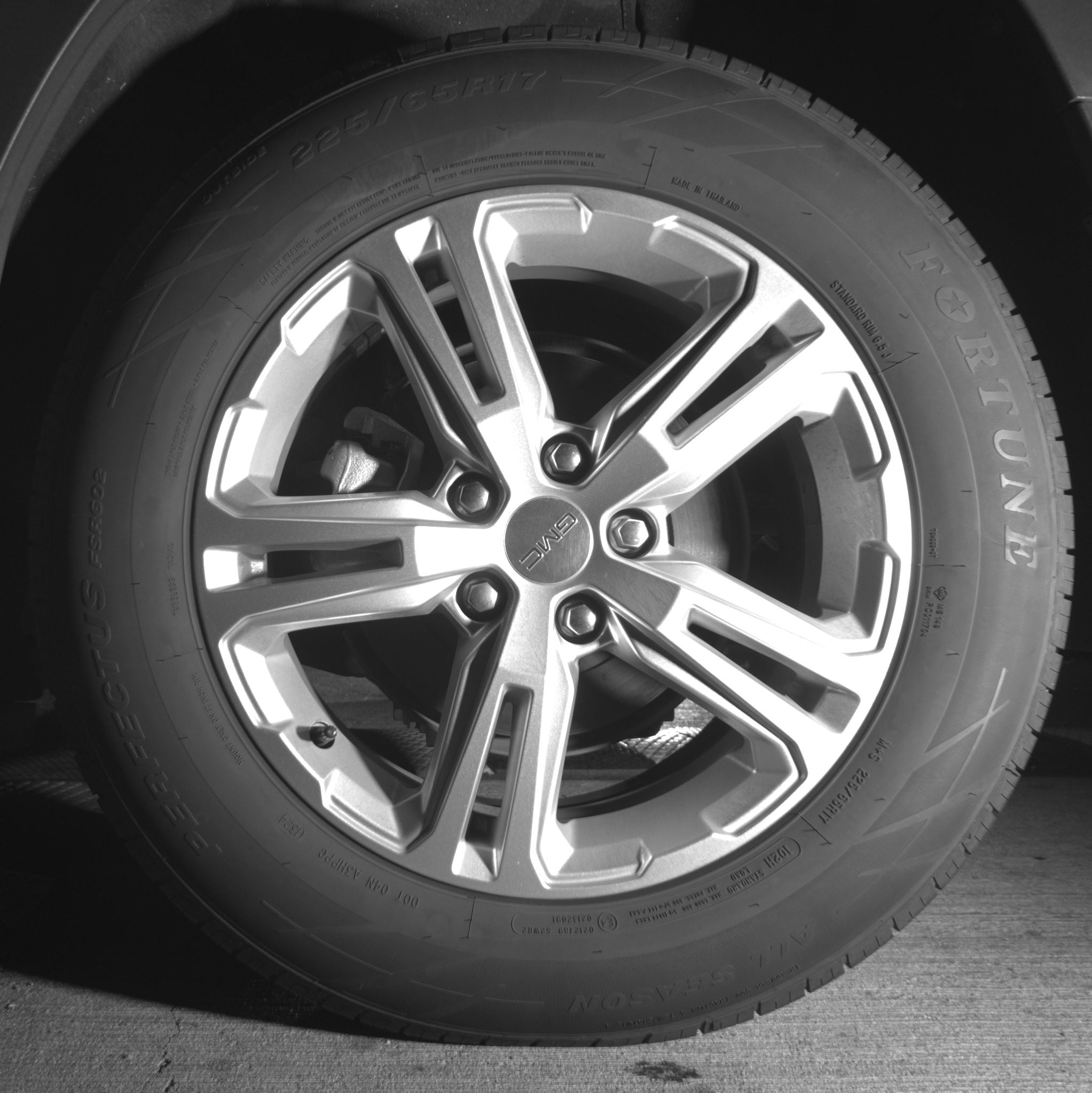 Thumbnail: 2024 GMC Terrain - 16