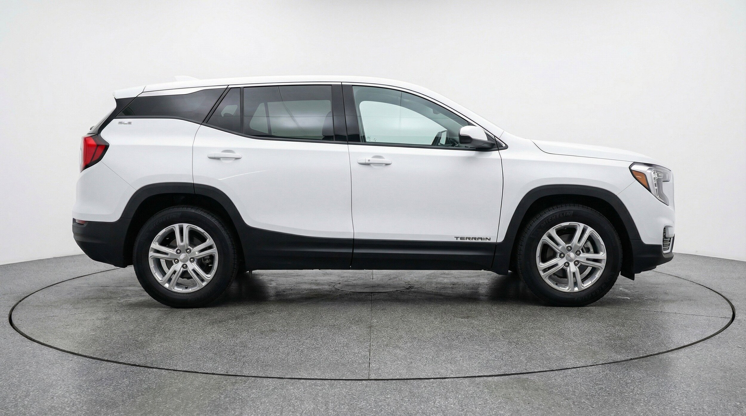 Thumbnail: 2024 GMC Terrain - 11