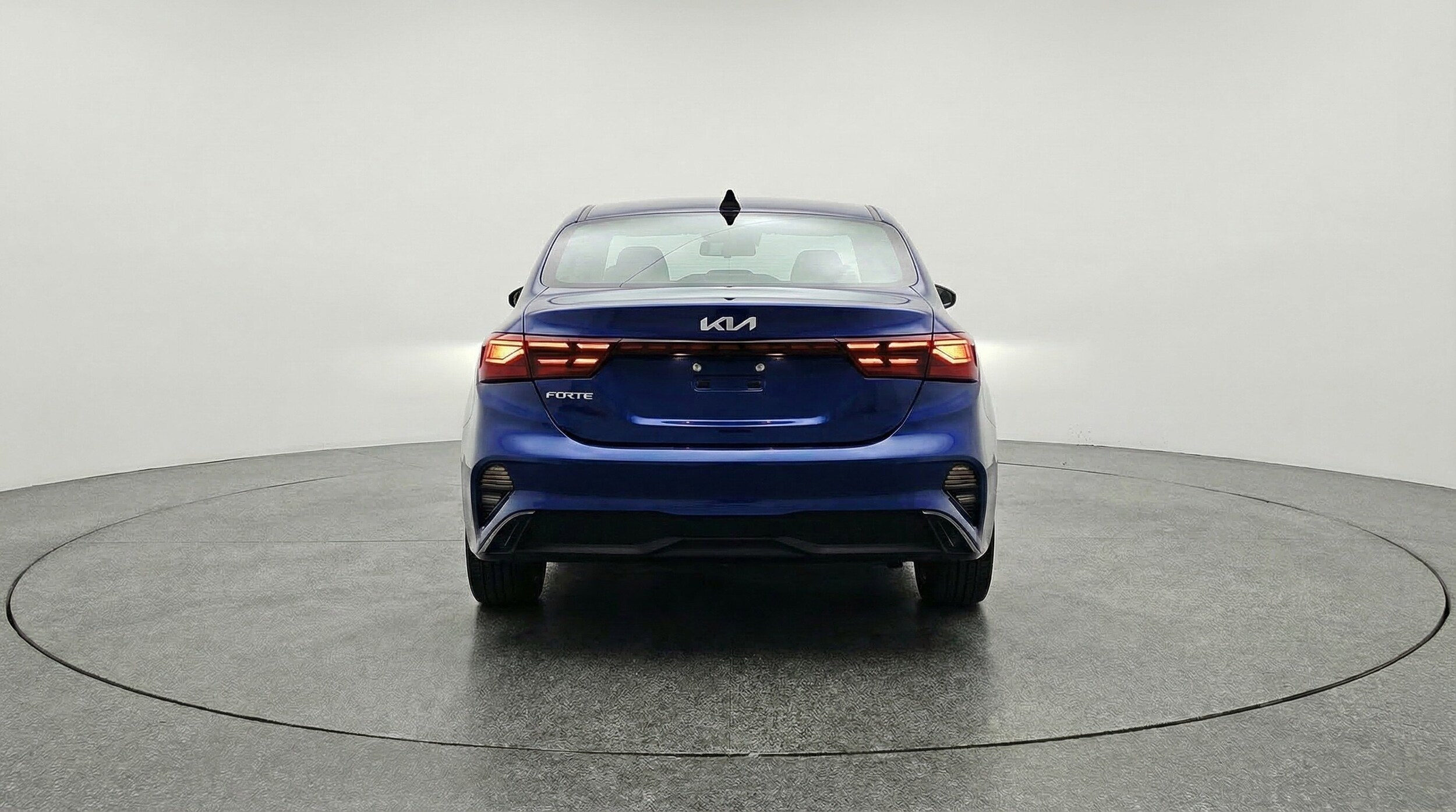 Thumbnail: 2024 Kia Forte - 7