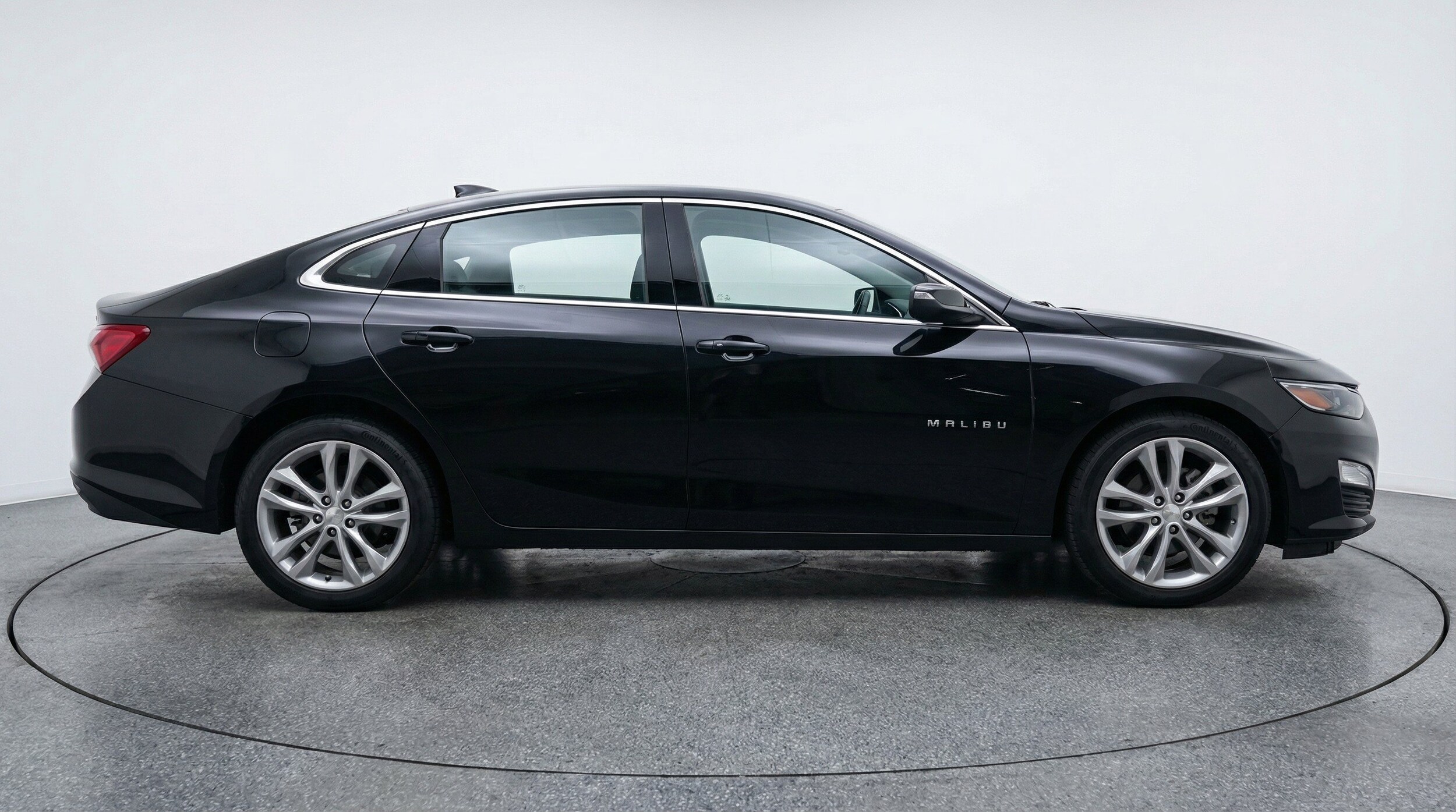 Thumbnail: 2024 Chevrolet Malibu - 11