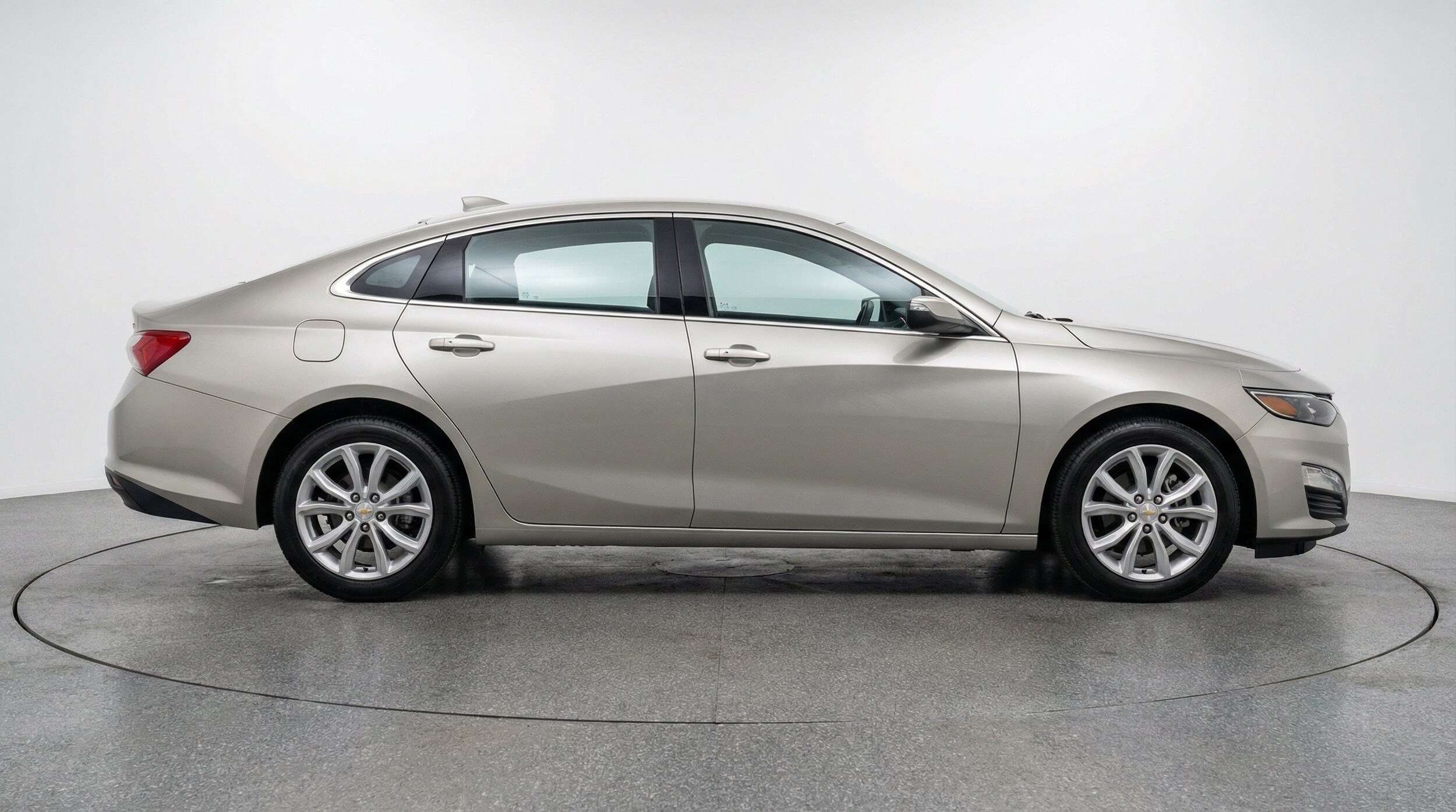 Thumbnail: 2024 Chevrolet Malibu - 11