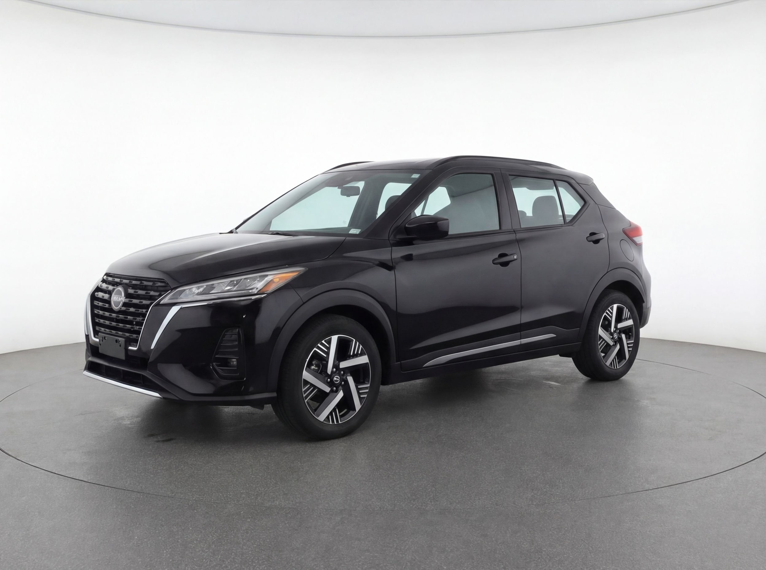 Thumbnail: 2025 Nissan Kicks - 3