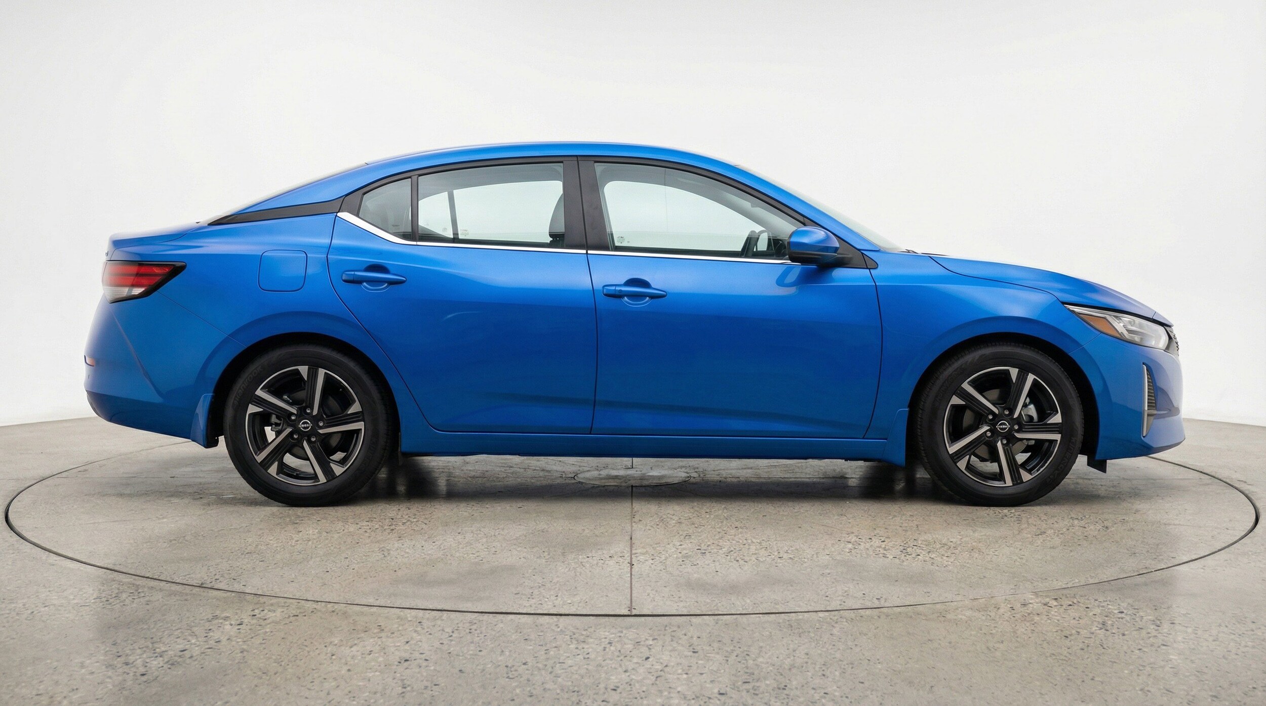 Thumbnail: 2025 Nissan Sentra - 11