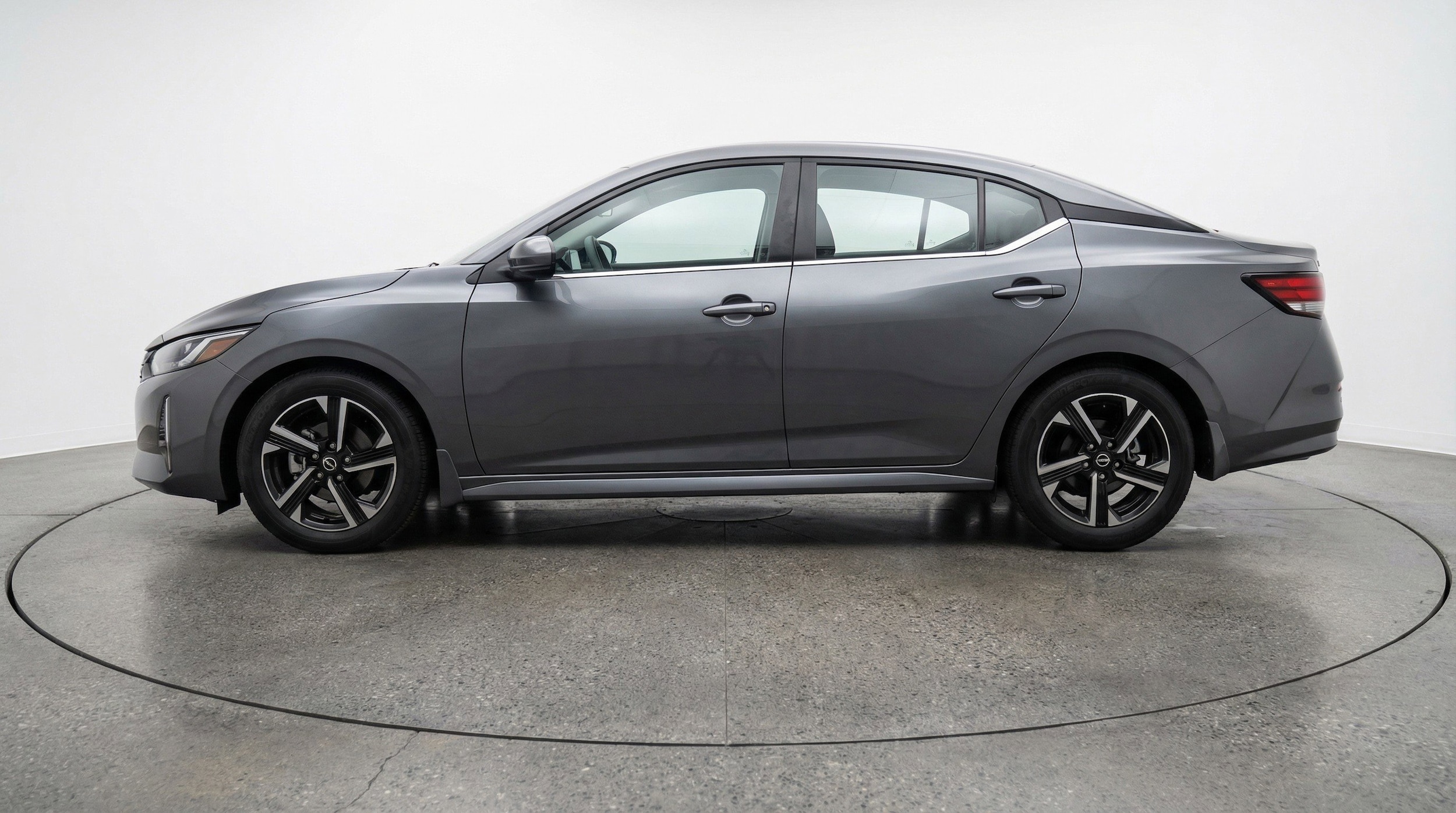 Thumbnail: 2025 Nissan Sentra - 5