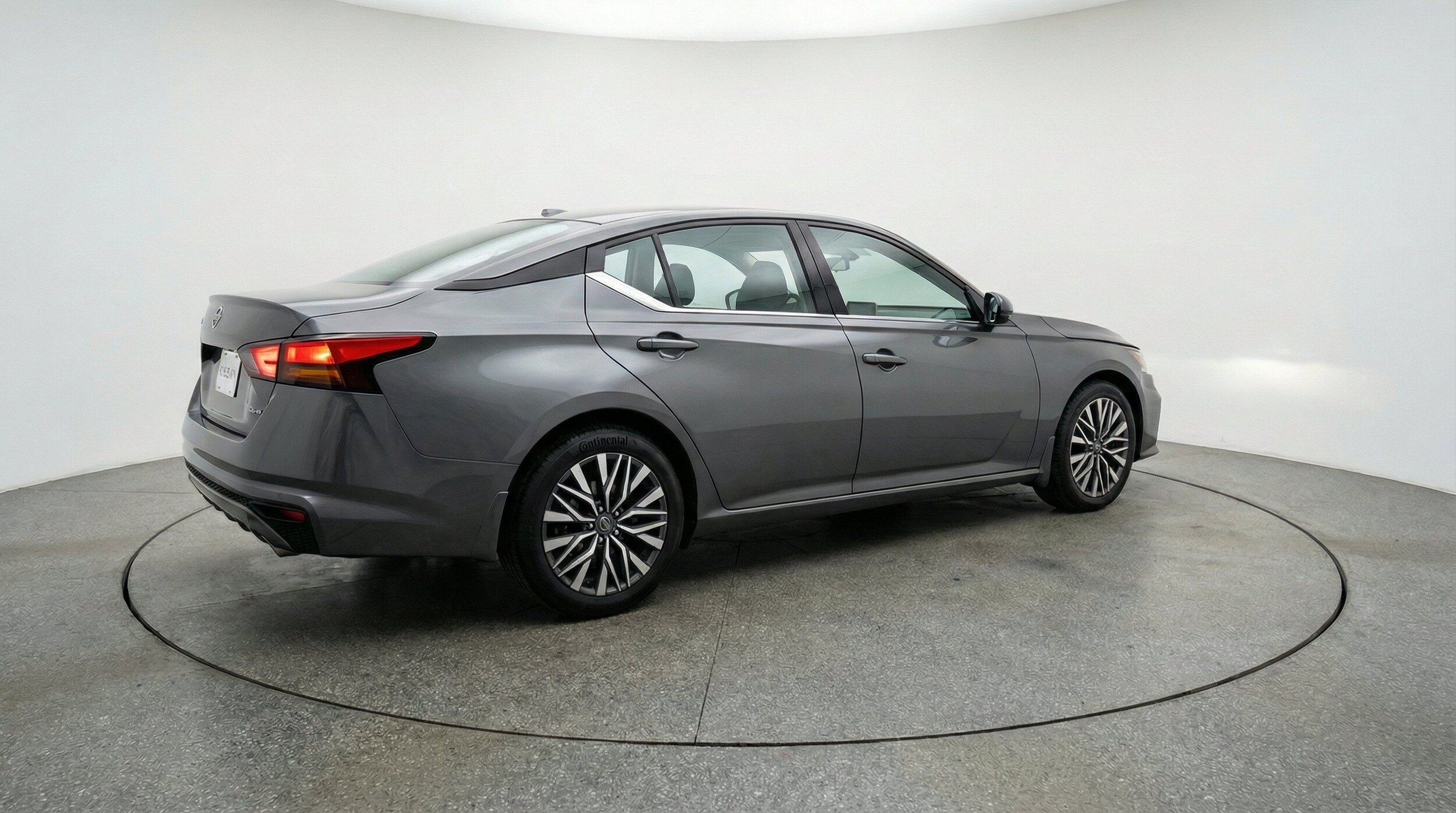 Thumbnail: 2025 Nissan Altima - 9