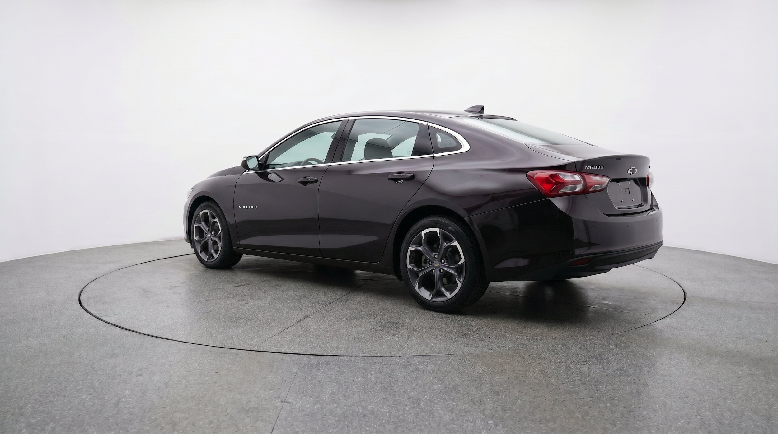 Thumbnail: 2024 Chevrolet Malibu - 6