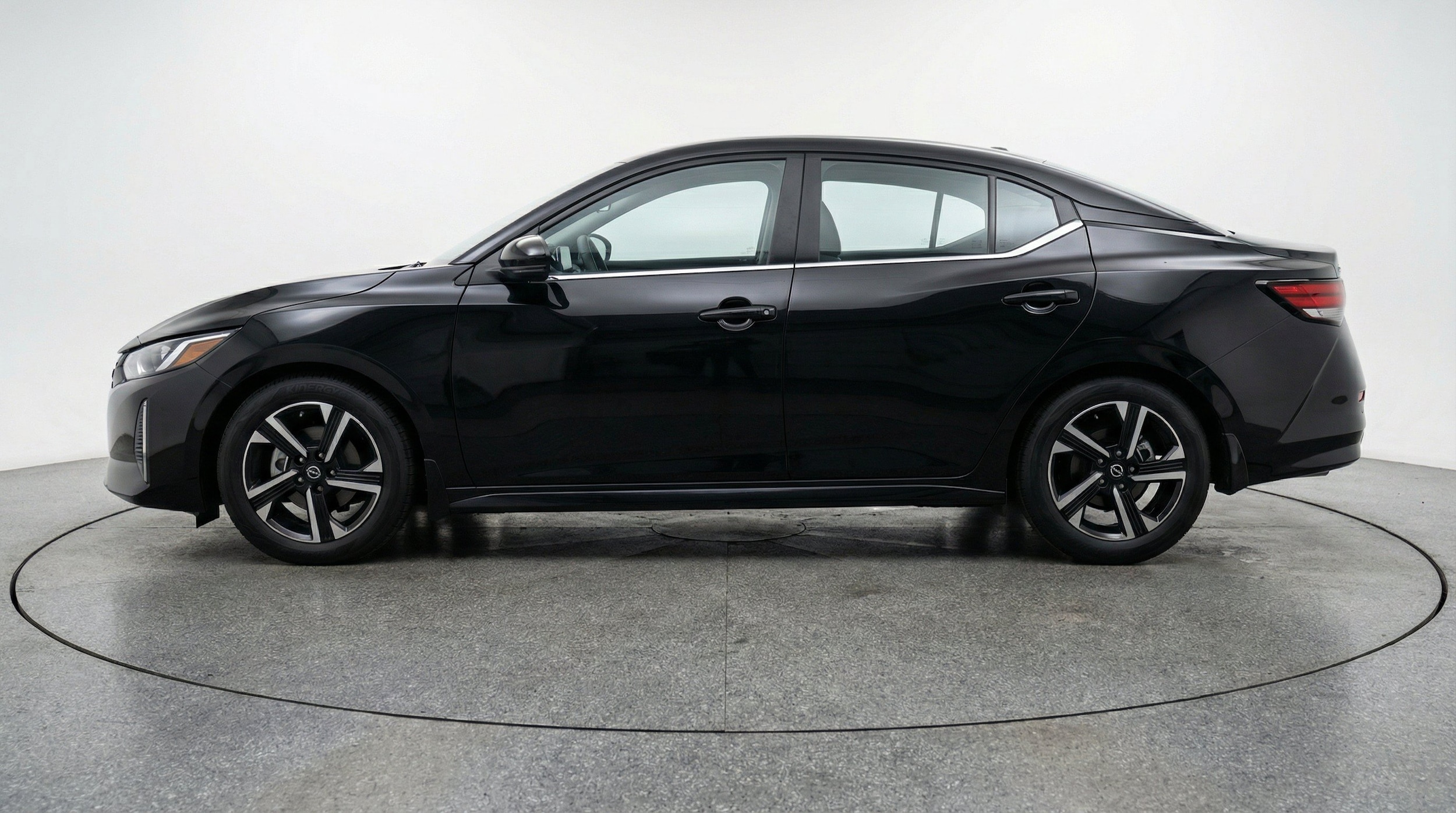 Thumbnail: 2025 Nissan Sentra - 5