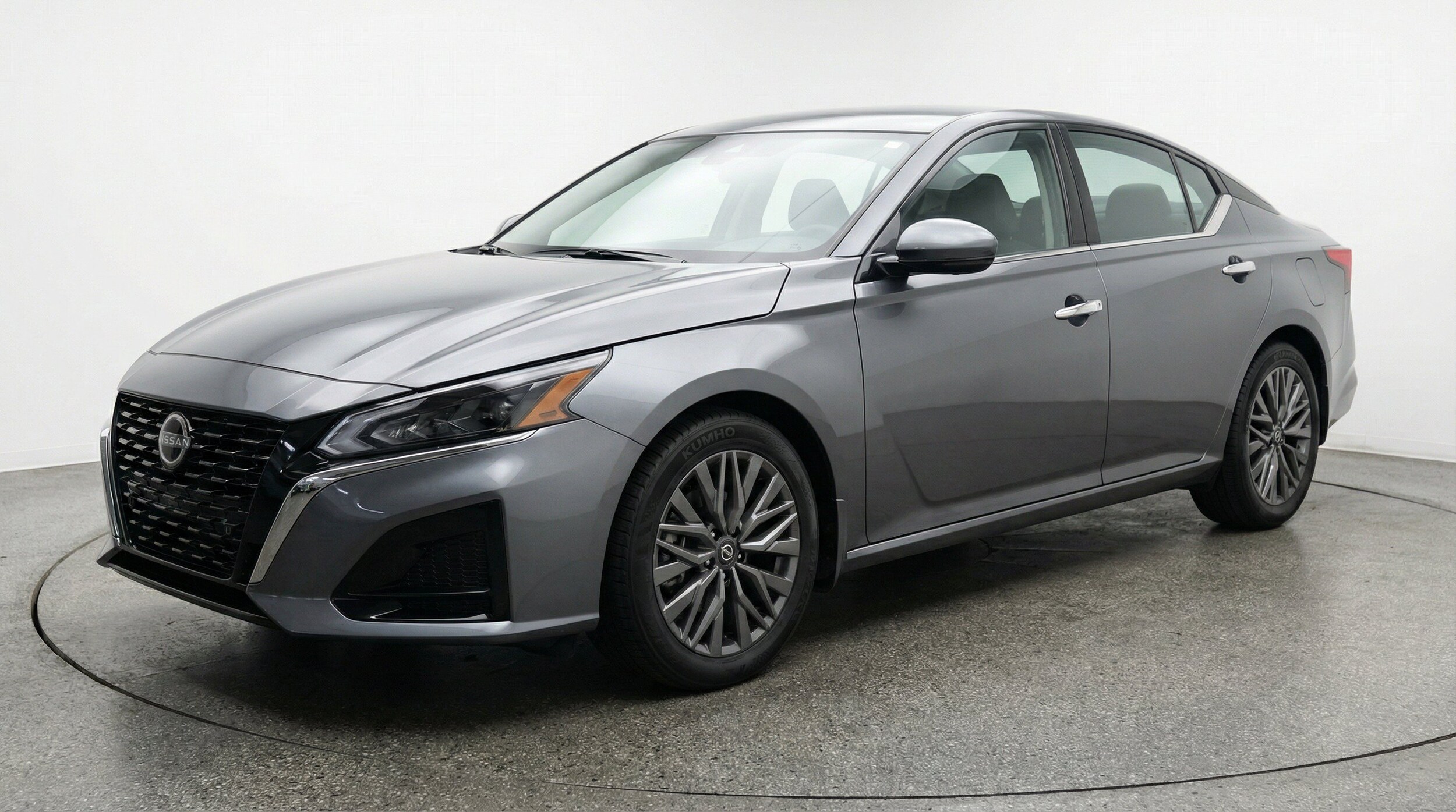 Thumbnail: 2025 Nissan Altima - 3