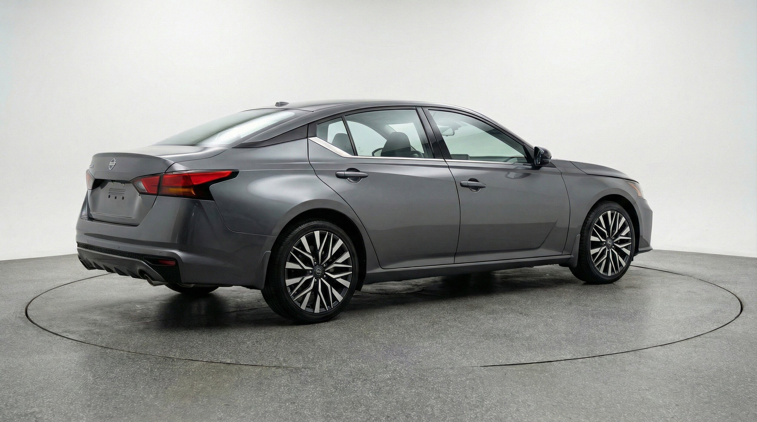 Thumbnail: 2025 Nissan Altima - 9