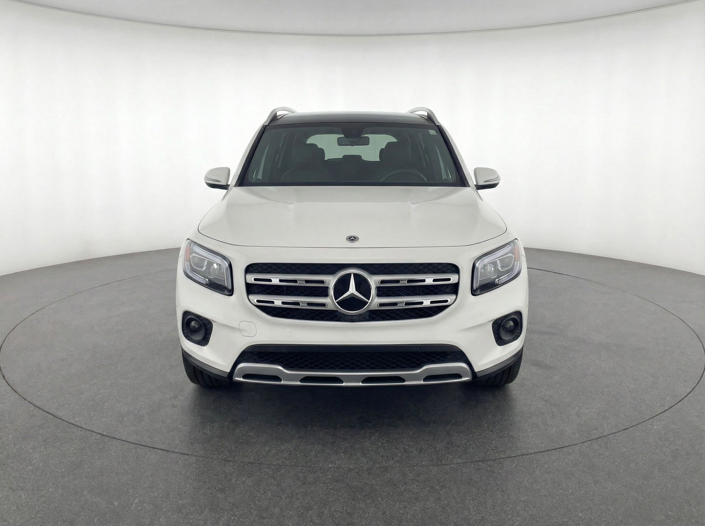 Thumbnail: 2025 Mercedes-Benz GLB - 2