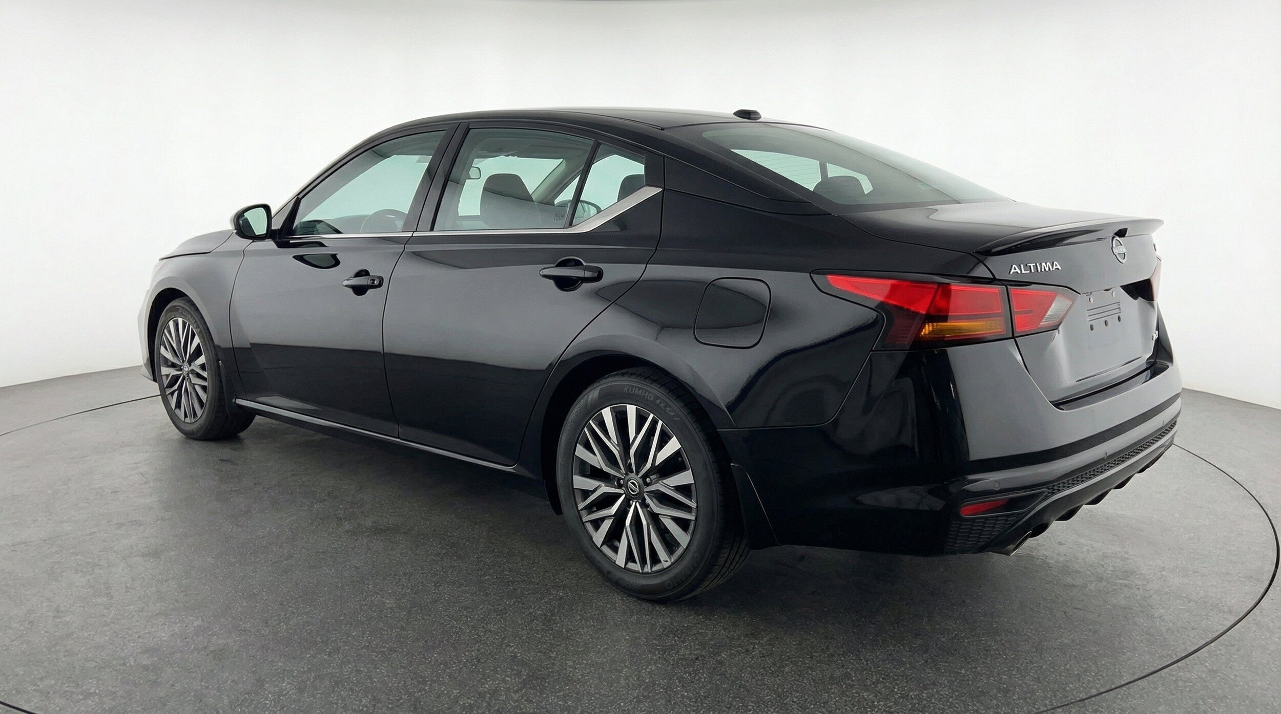 Thumbnail: 2025 Nissan Altima - 6