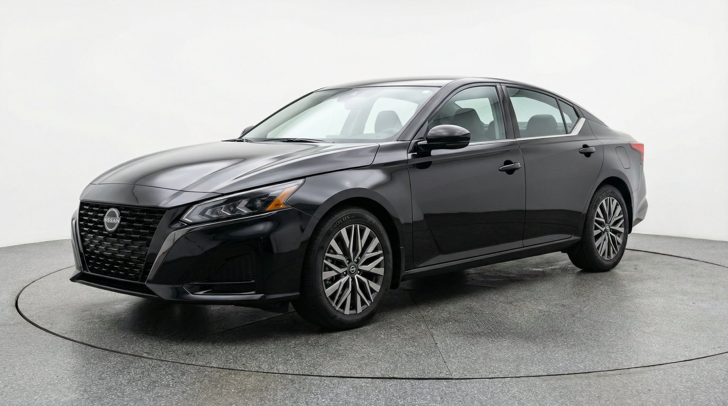 Thumbnail: 2025 Nissan Altima - 3