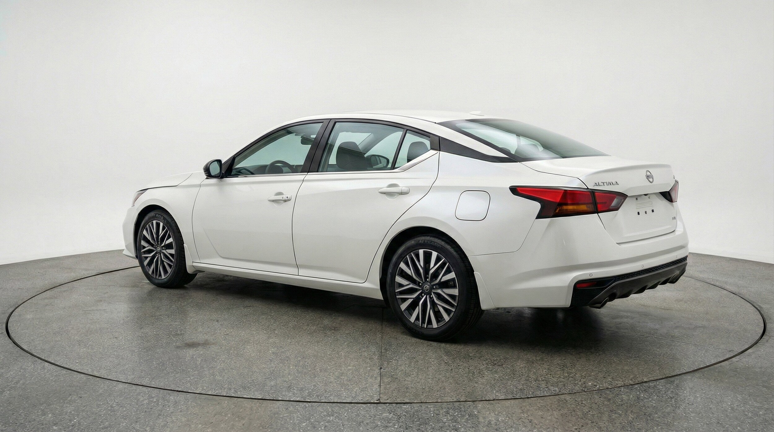 Thumbnail: 2025 Nissan Altima - 6