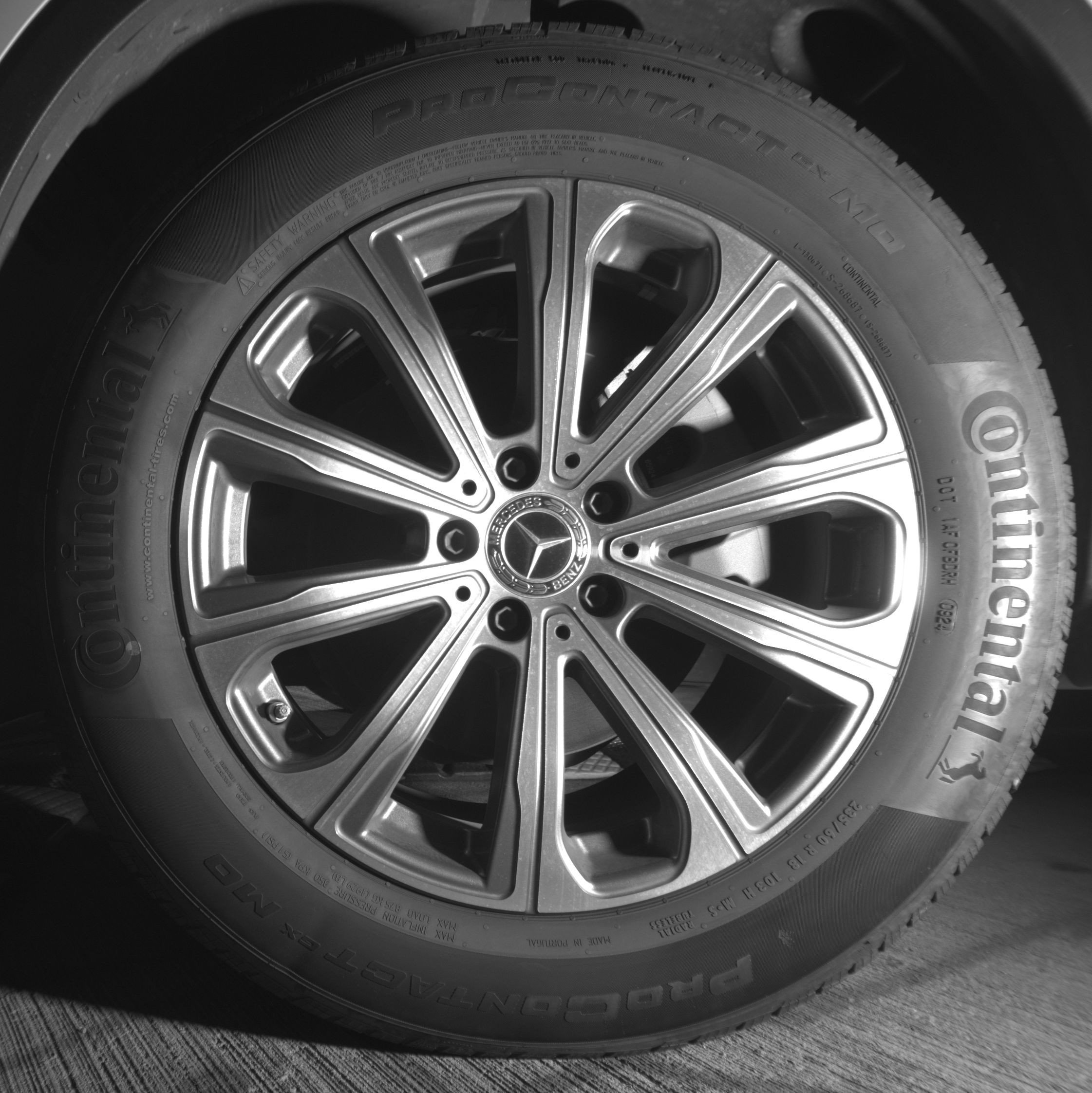 Thumbnail: 2024 Mercedes-Benz GLC - 12