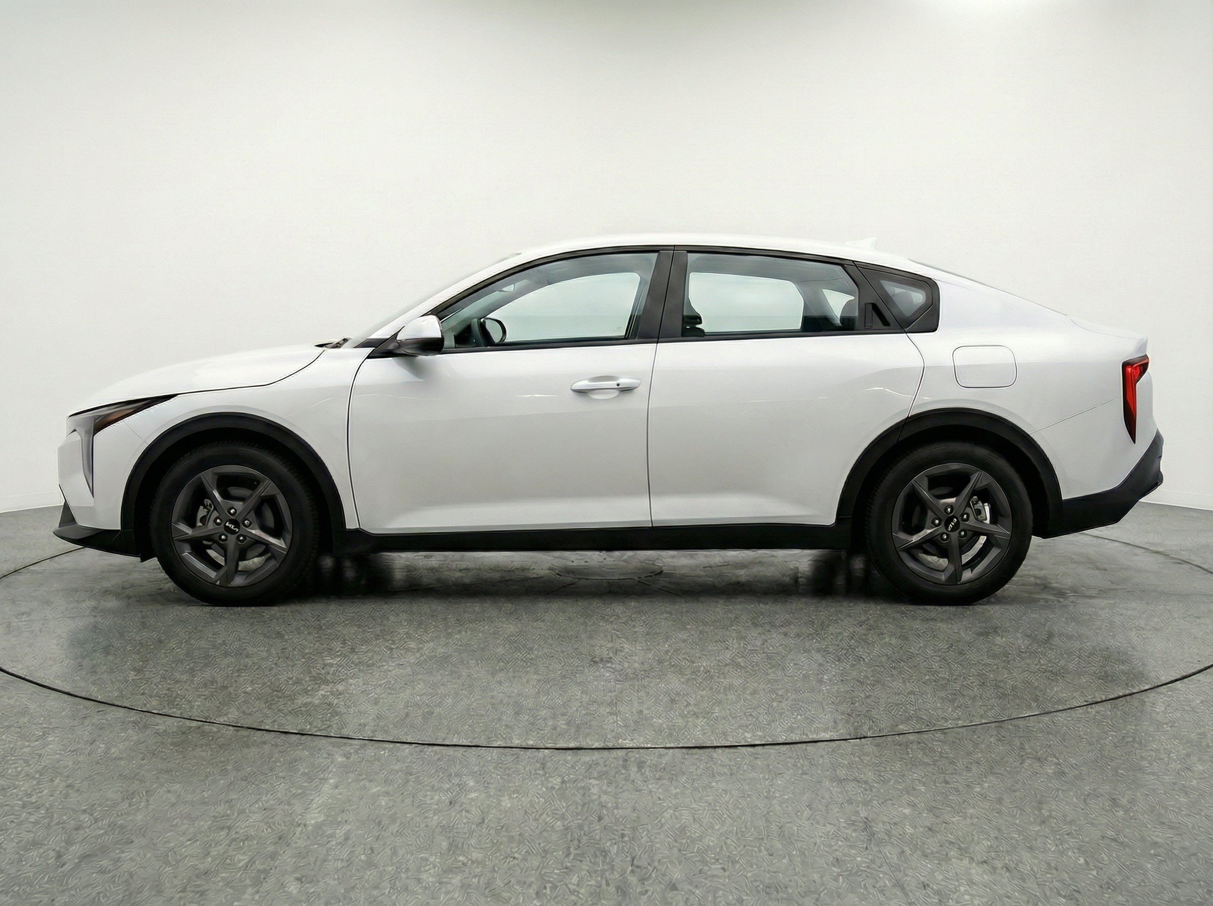 Thumbnail: 2025 Kia K4 - 5