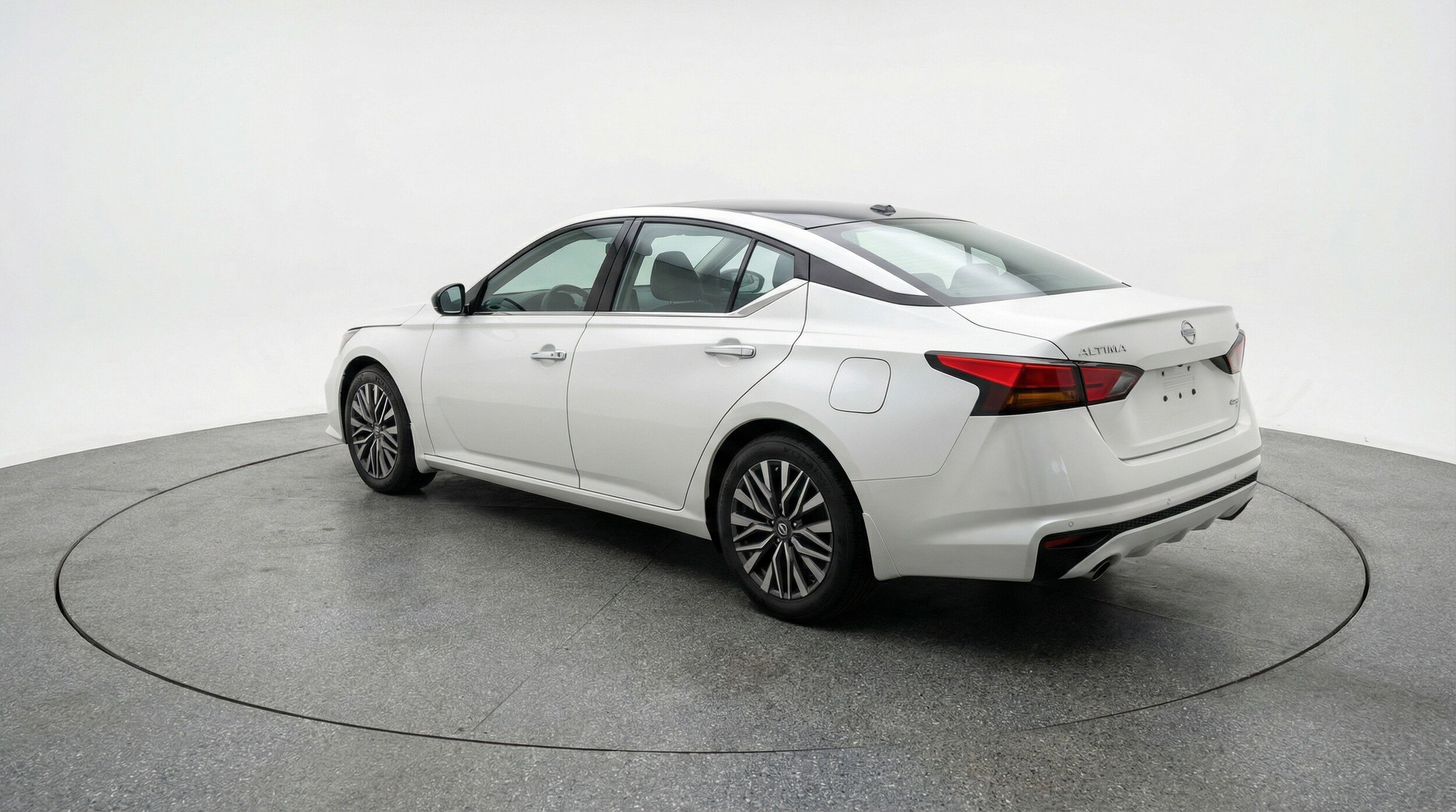 Thumbnail: 2025 Nissan Altima - 6