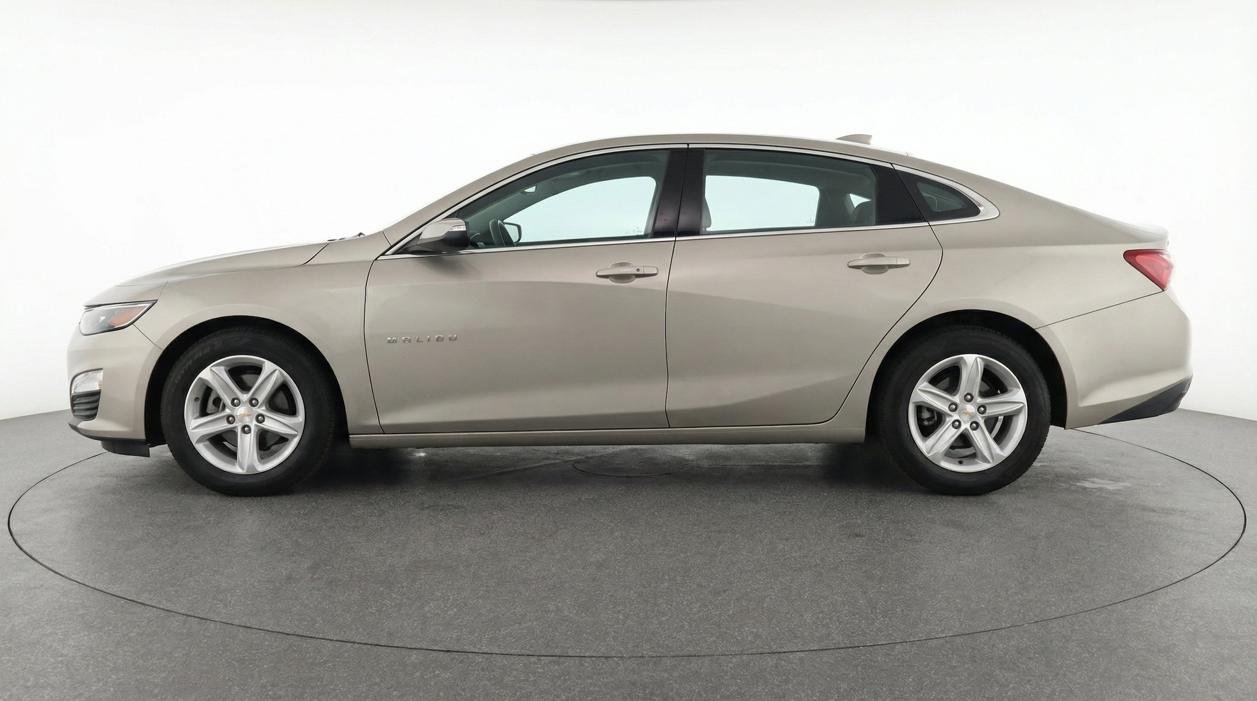 Thumbnail: 2024 Chevrolet Malibu - 5
