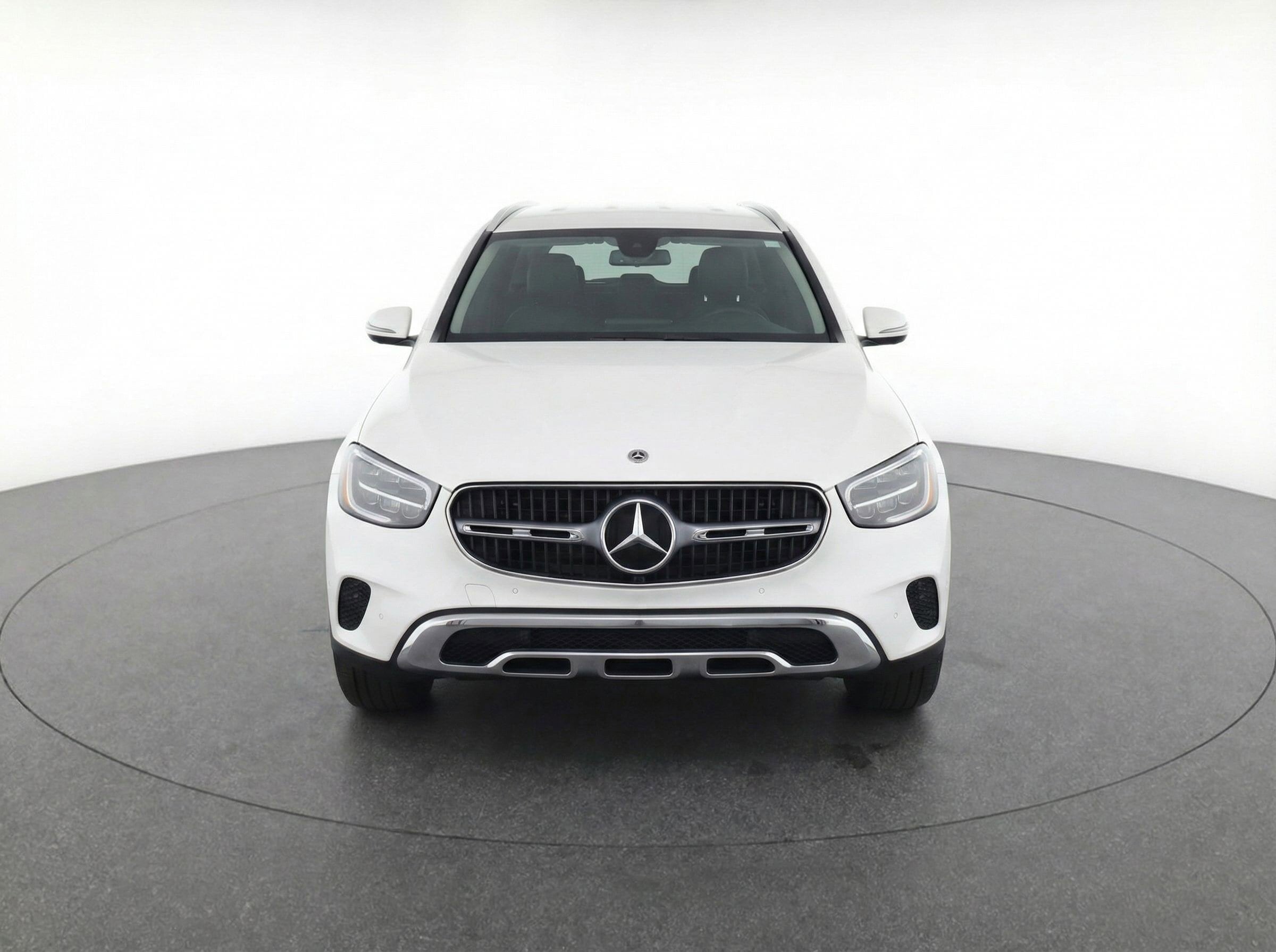 Thumbnail: 2024 Mercedes-Benz GLC - 2