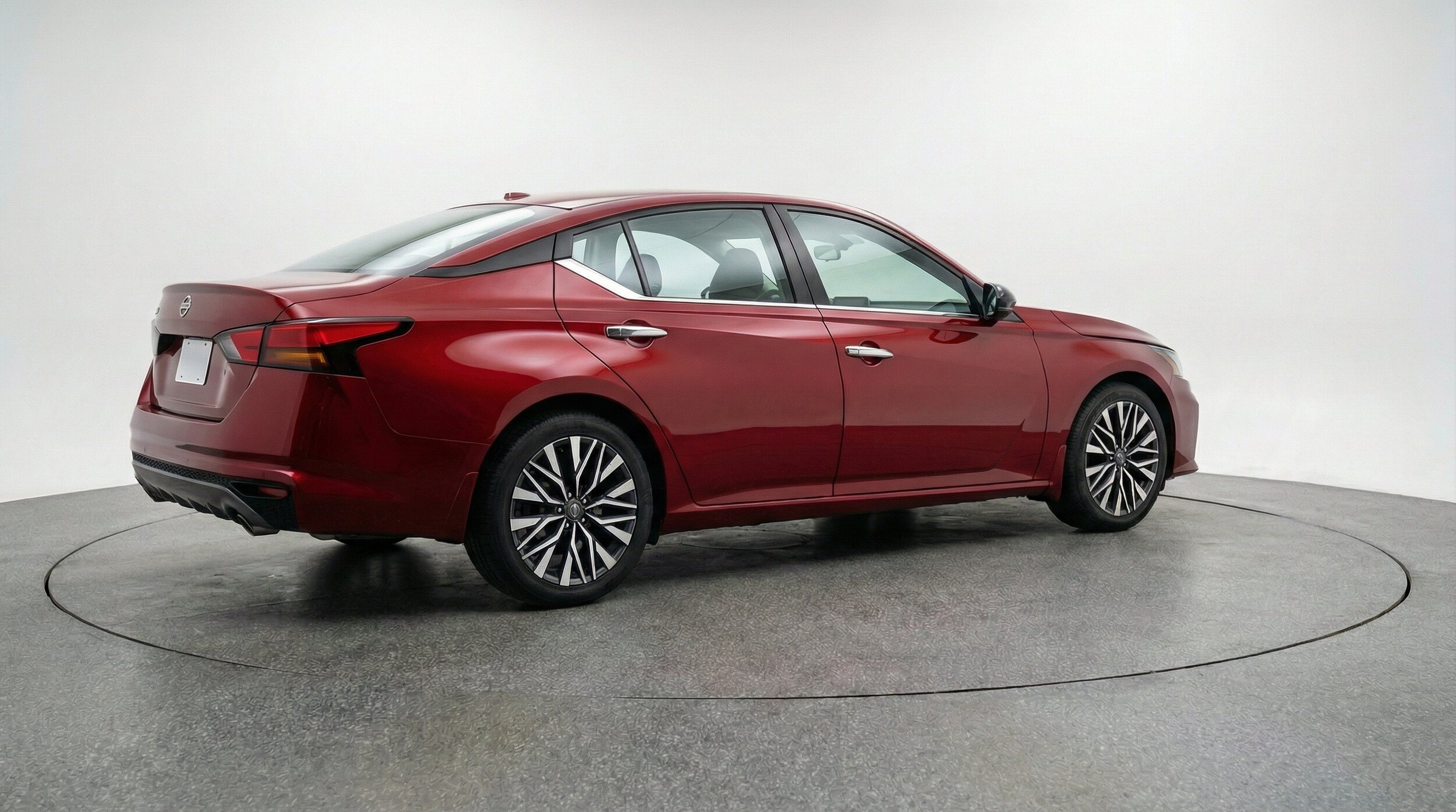 Thumbnail: 2025 Nissan Altima - 9
