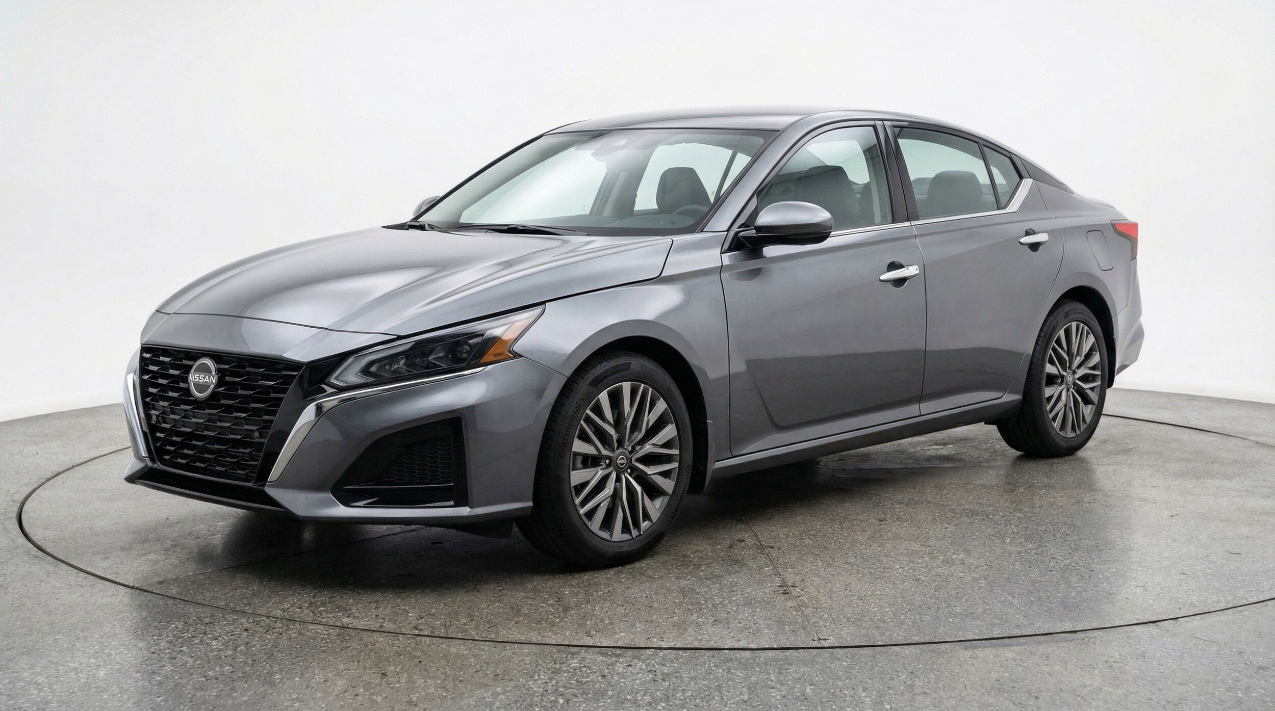 Thumbnail: 2025 Nissan Altima - 3