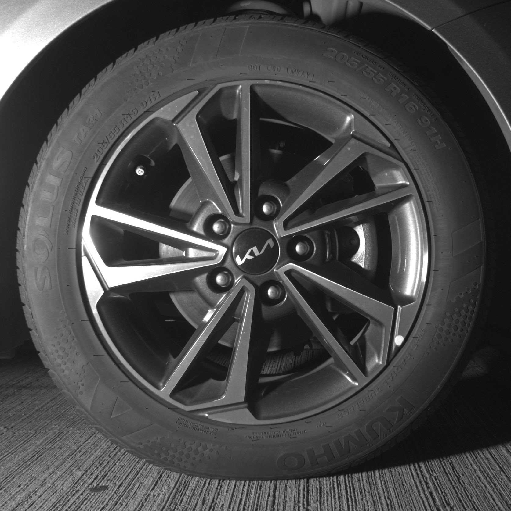 Thumbnail: 2024 Kia Forte - 13