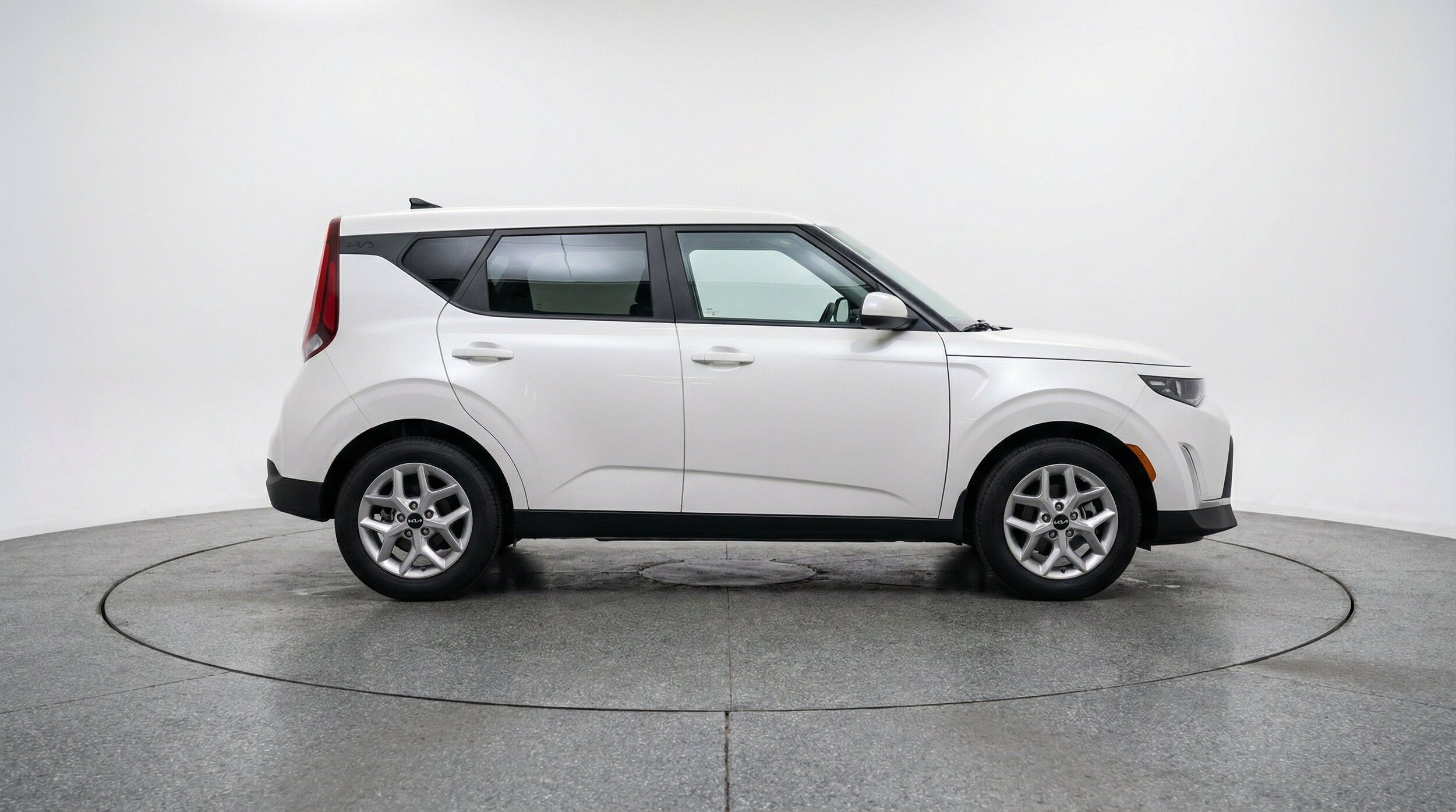 Thumbnail: 2025 Kia Soul - 10