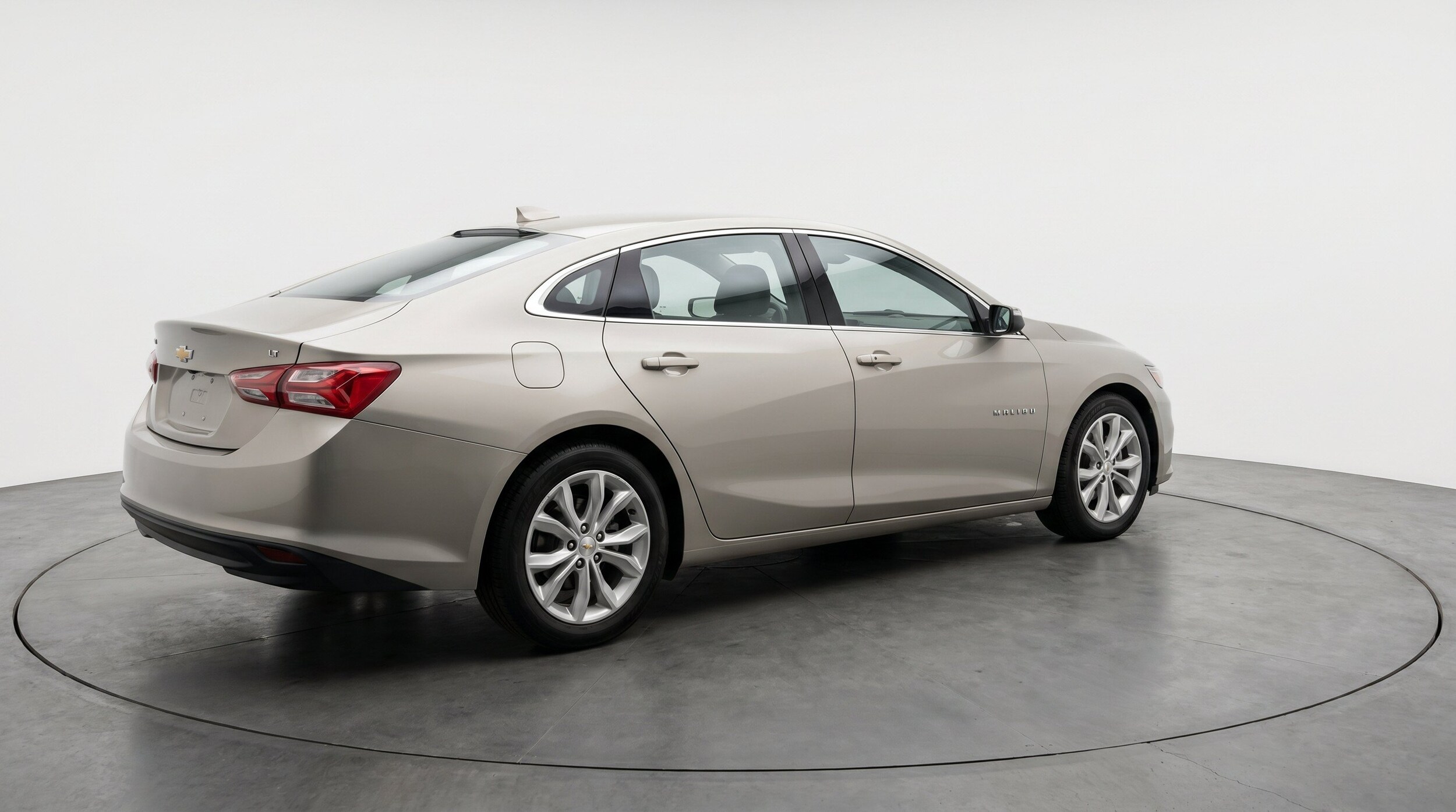 Thumbnail: 2024 Chevrolet Malibu - 9