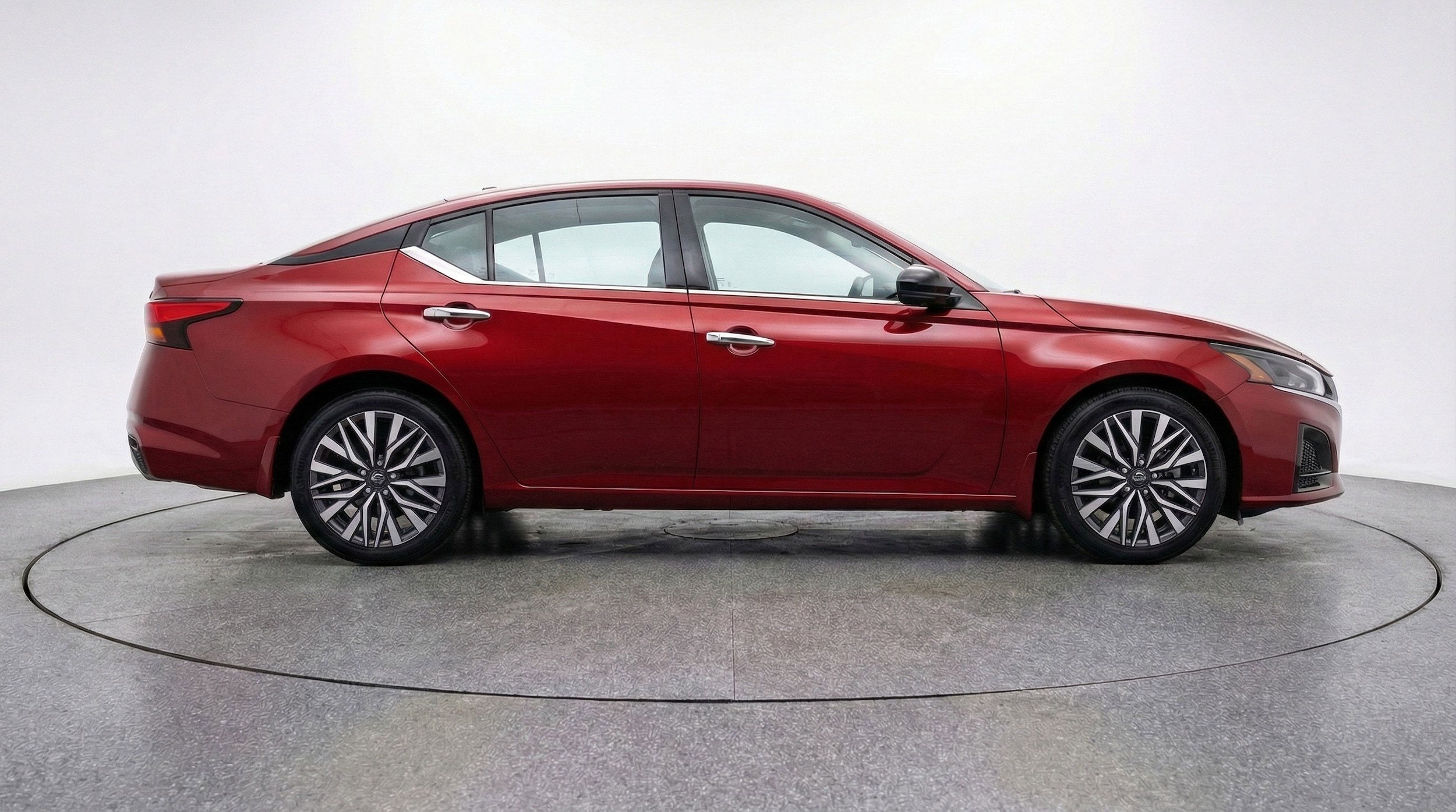 Thumbnail: 2025 Nissan Altima - 11