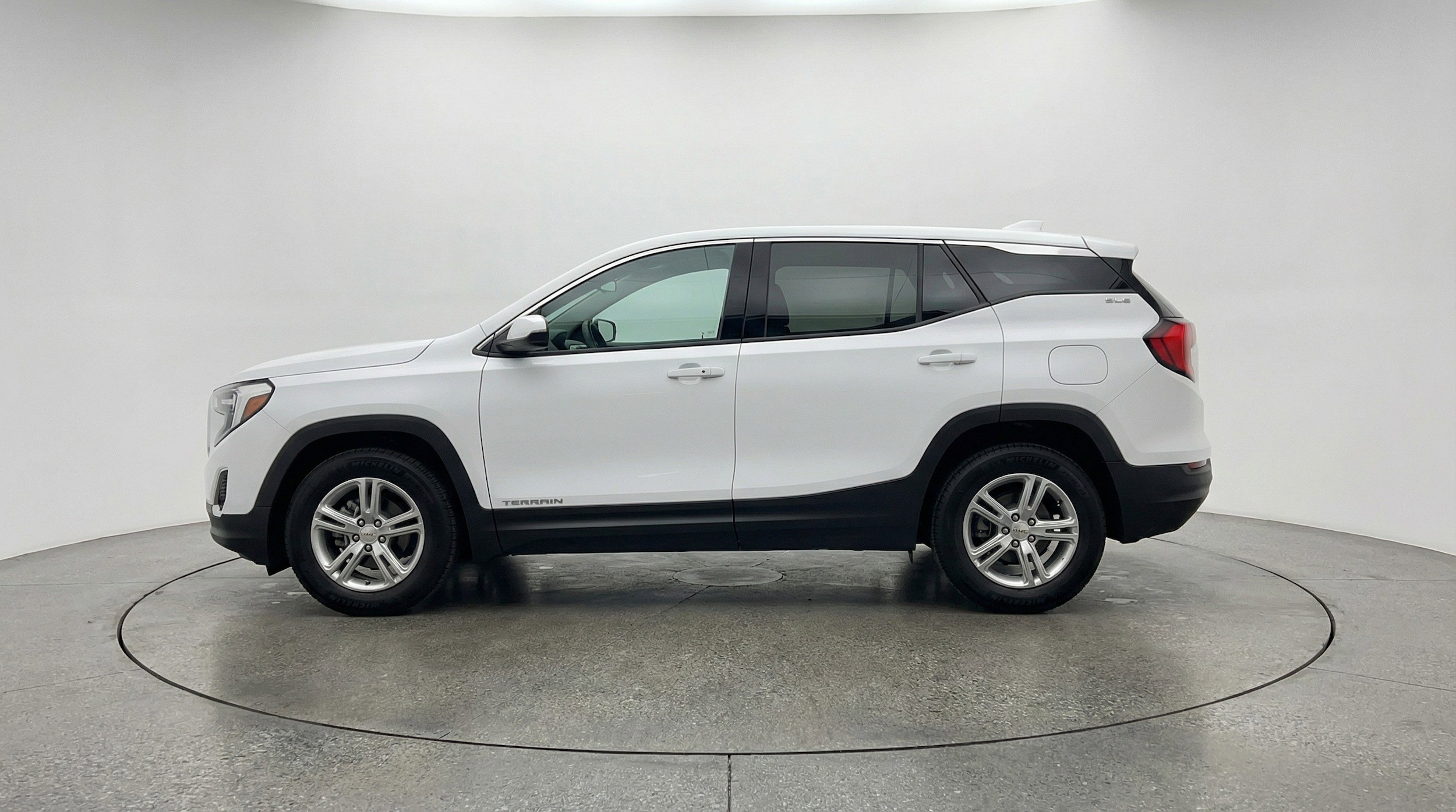 Thumbnail: 2024 GMC Terrain - 5
