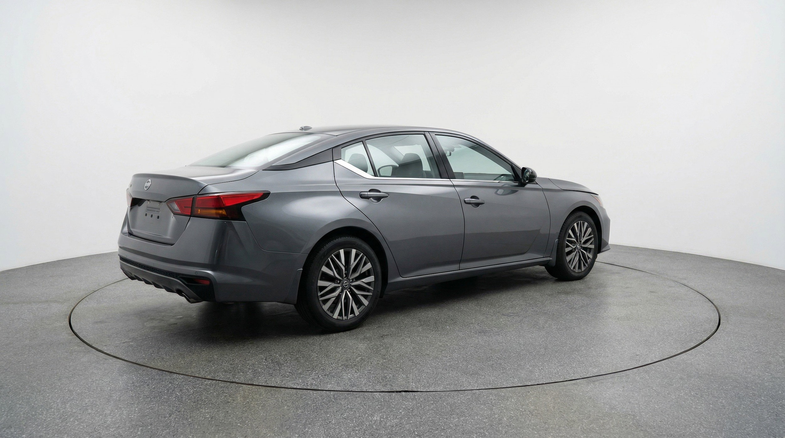 Thumbnail: 2025 Nissan Altima - 9